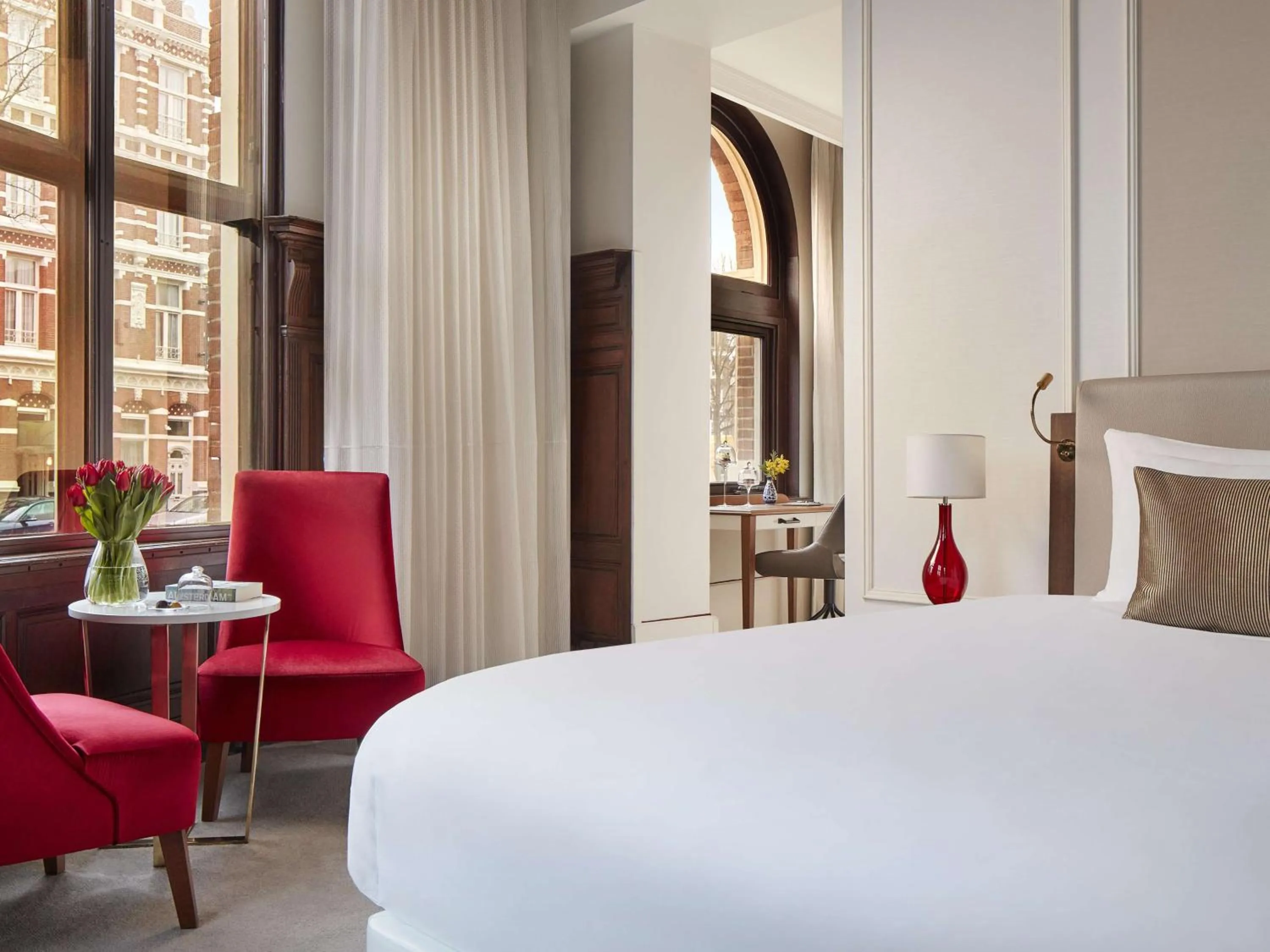 Photo of the whole room, Bed in Tivoli Doelen Amsterdam Hotel