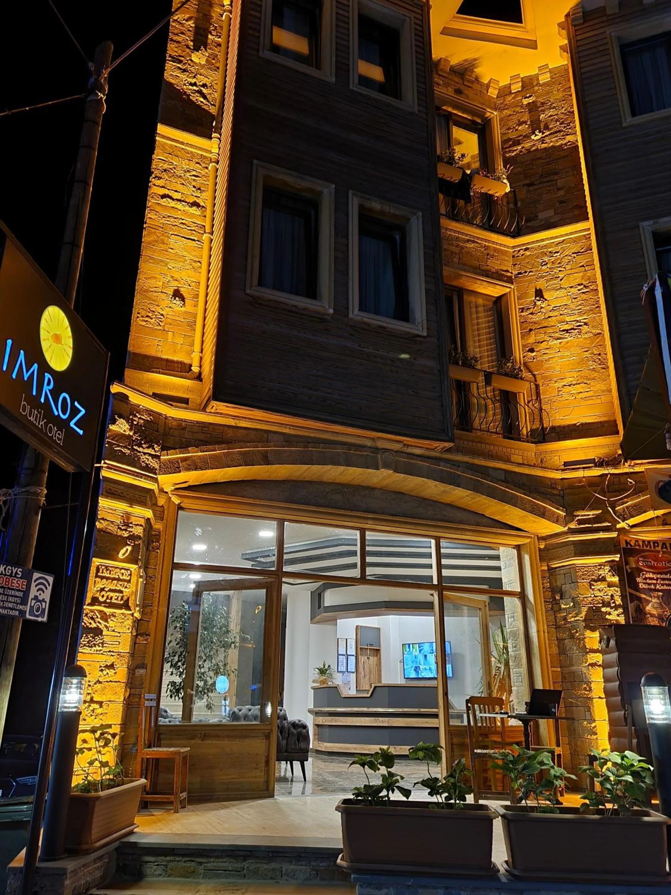 Property building in İmroz Adali's Hotel