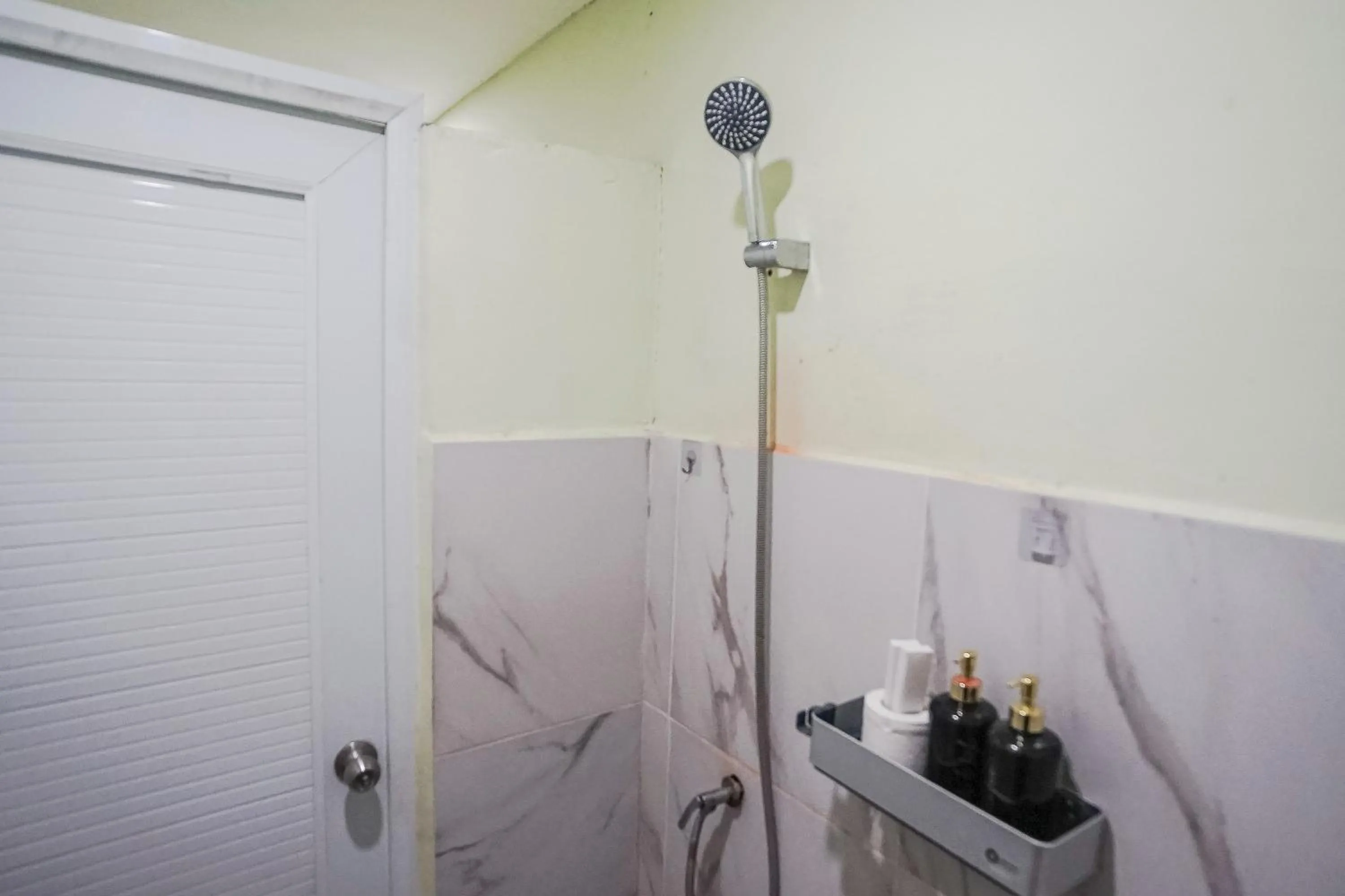 Shower in Kos 168 Jimbaran