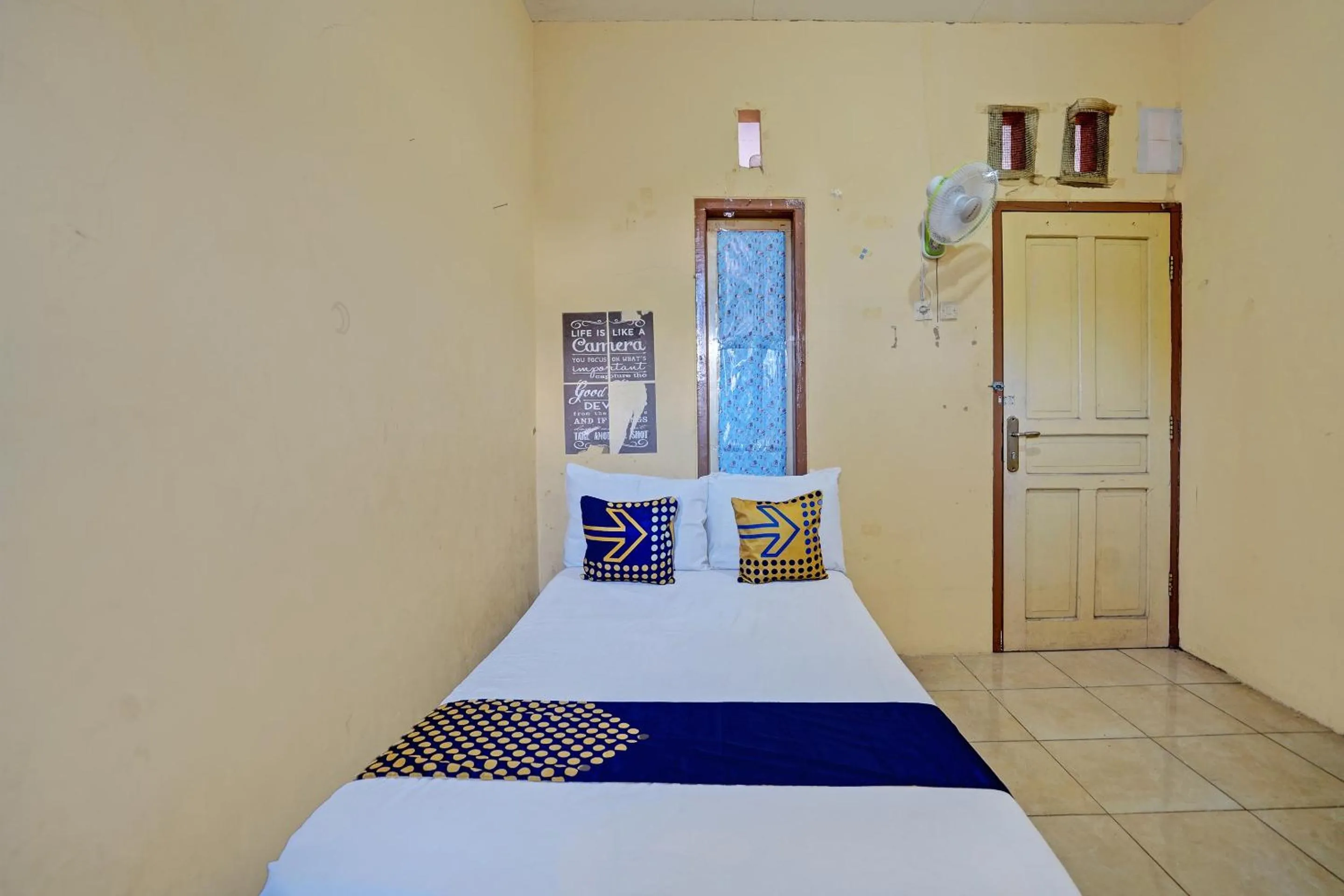 Bedroom, Bed in Hotel O Lili Kost SyariahNearKetapang Royal City