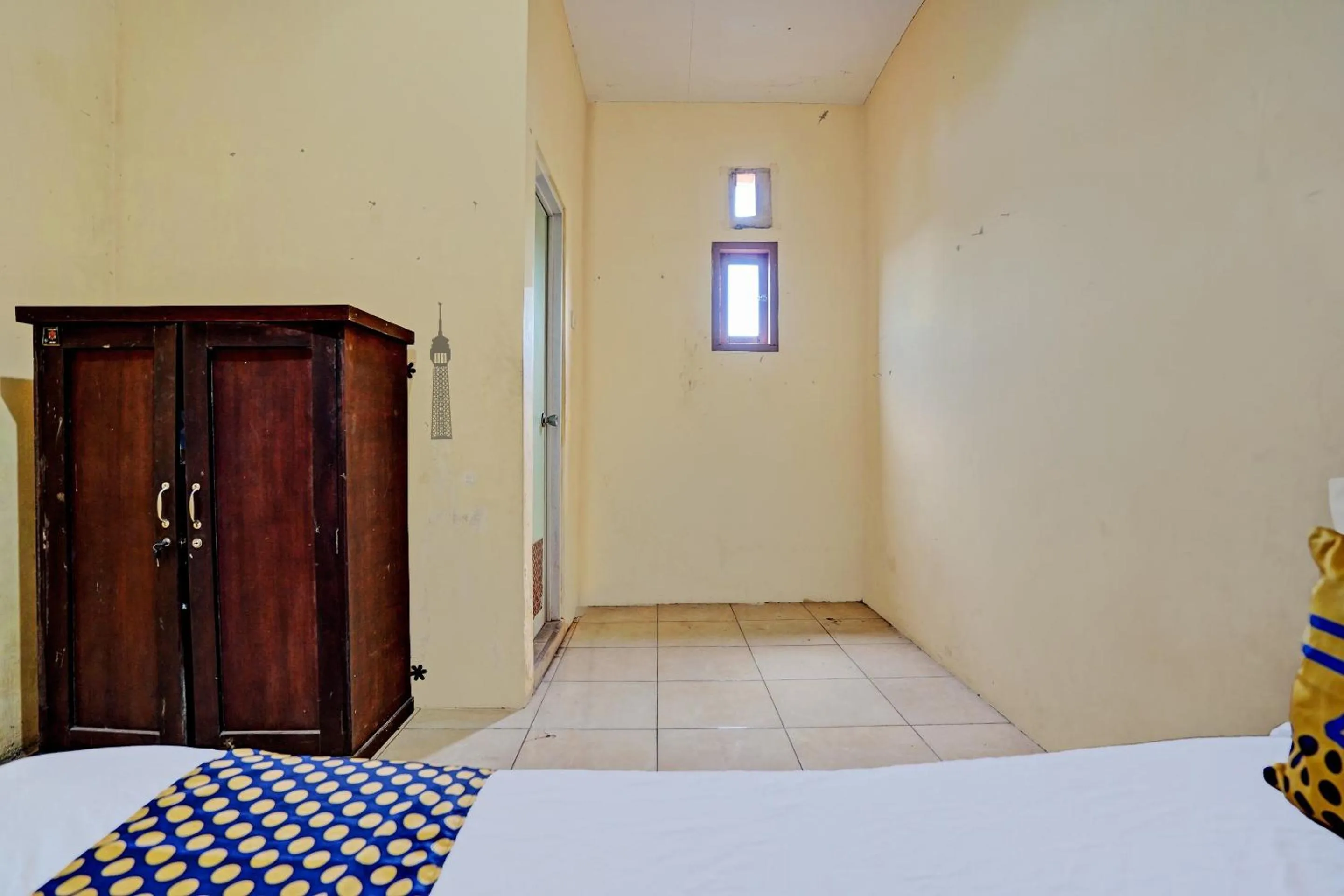 Bedroom, Bed in Hotel O Lili Kost SyariahNearKetapang Royal City