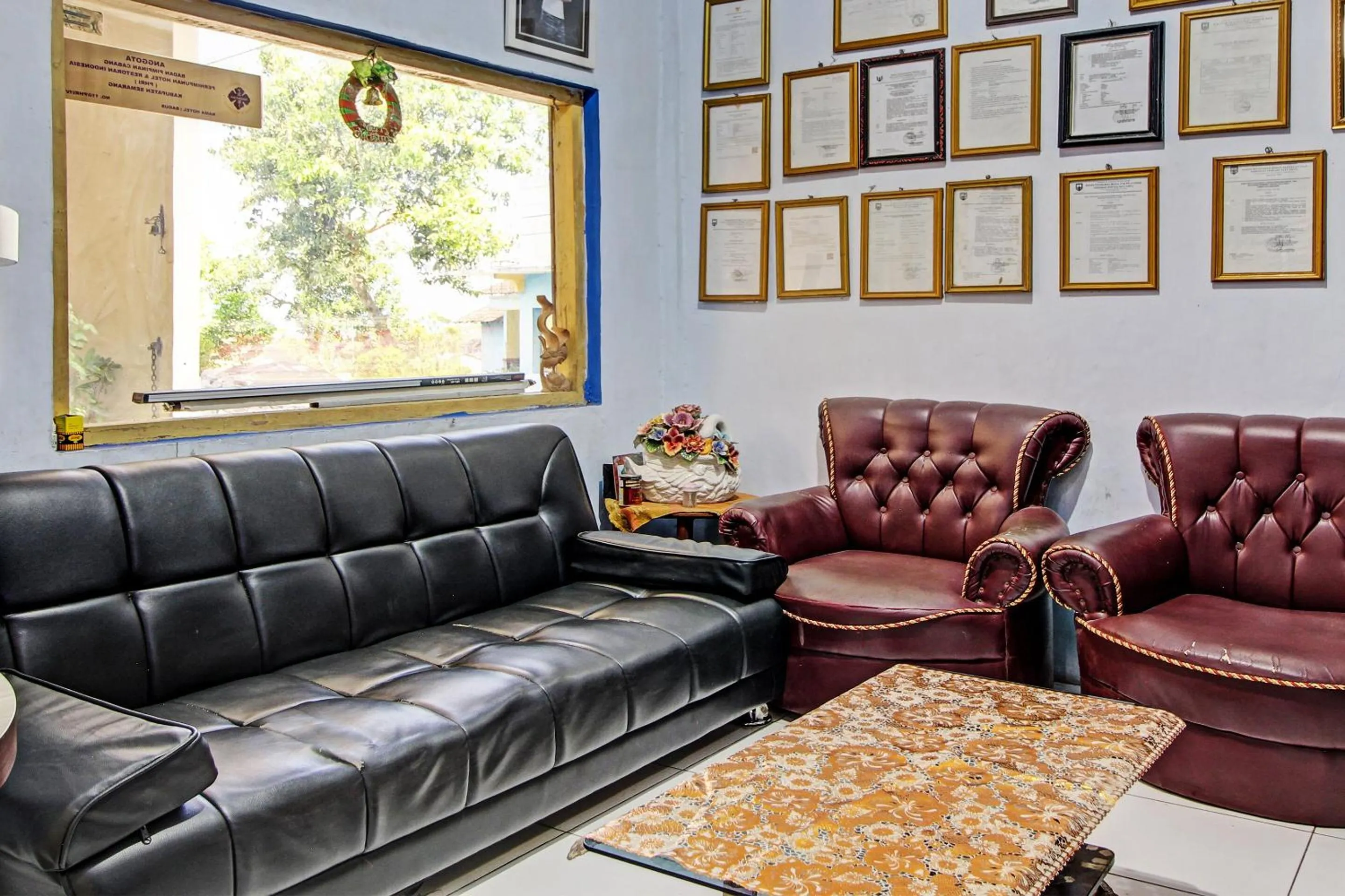 Lobby or reception in Hotel O Bagus Jaya Hotel