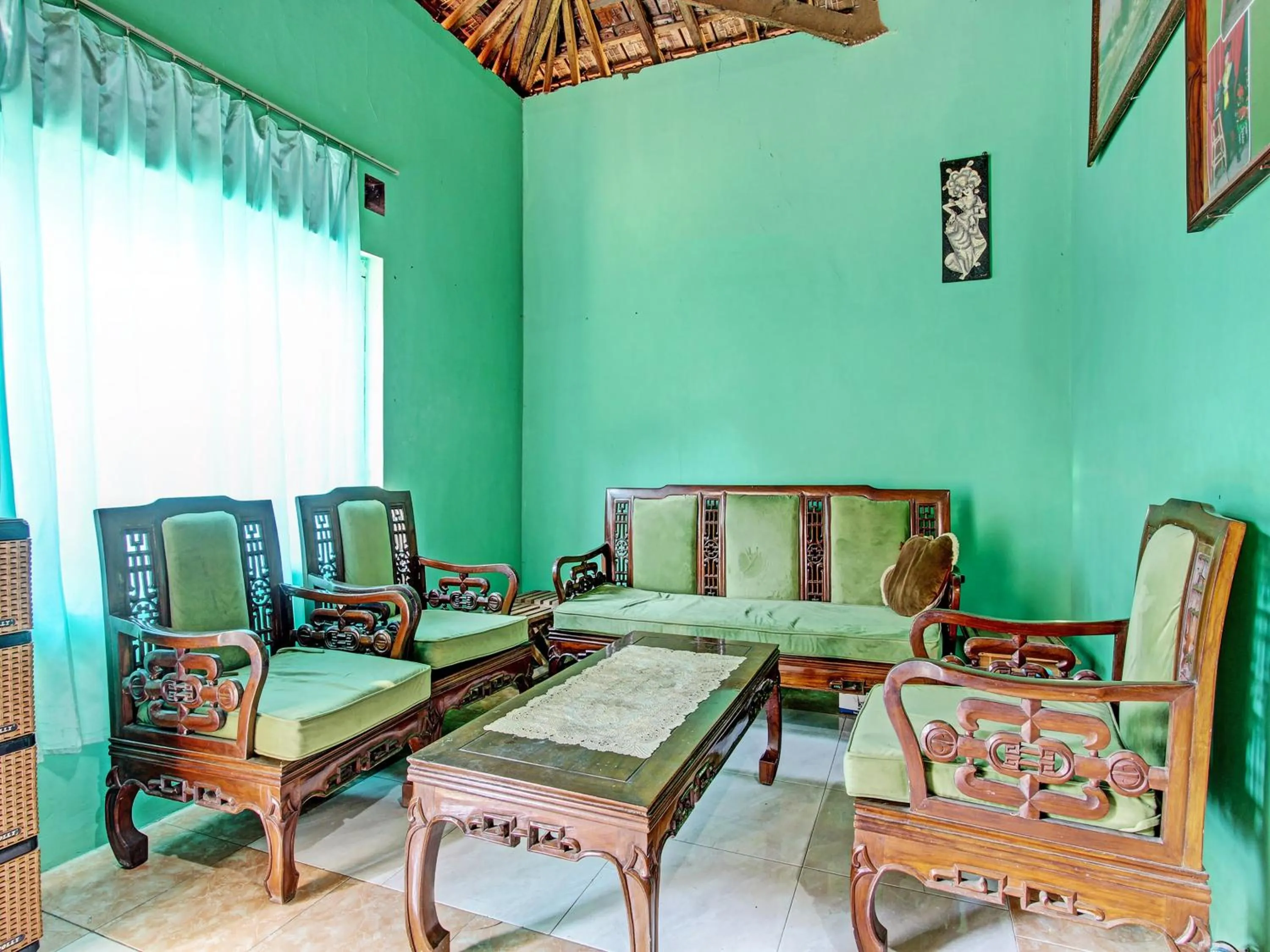 Lobby or reception in Hotel O Wisma Bani Pandi Syariah