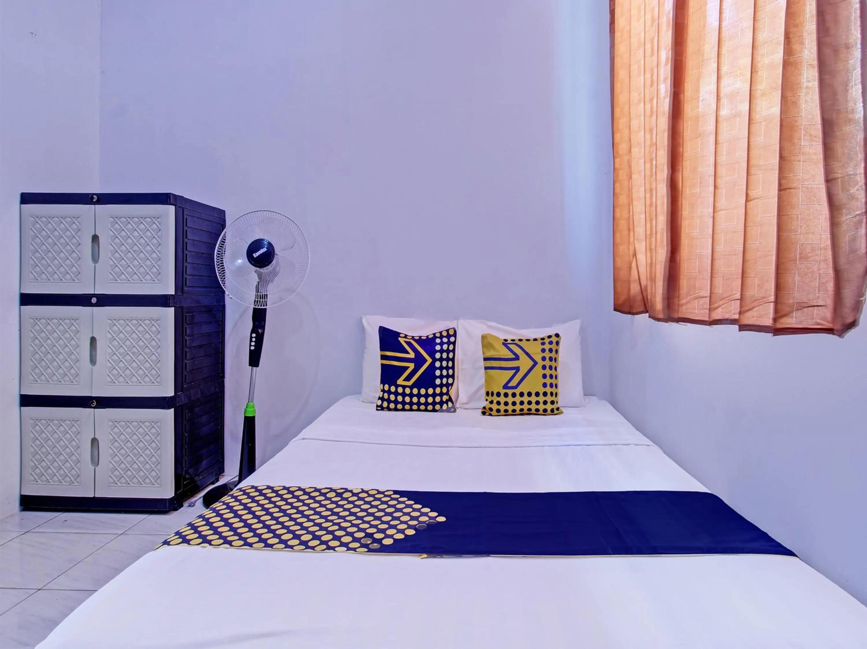 Bedroom, Bed in Hotel O Wisma Bani Pandi Syariah