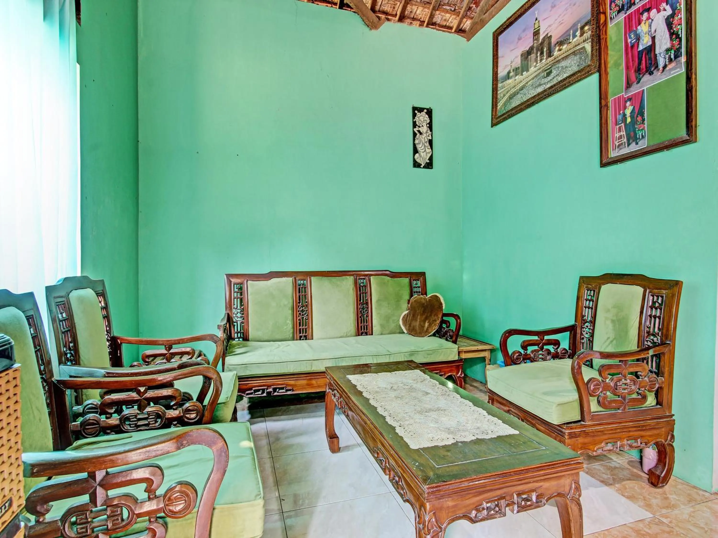 Lobby or reception in Hotel O Wisma Bani Pandi Syariah