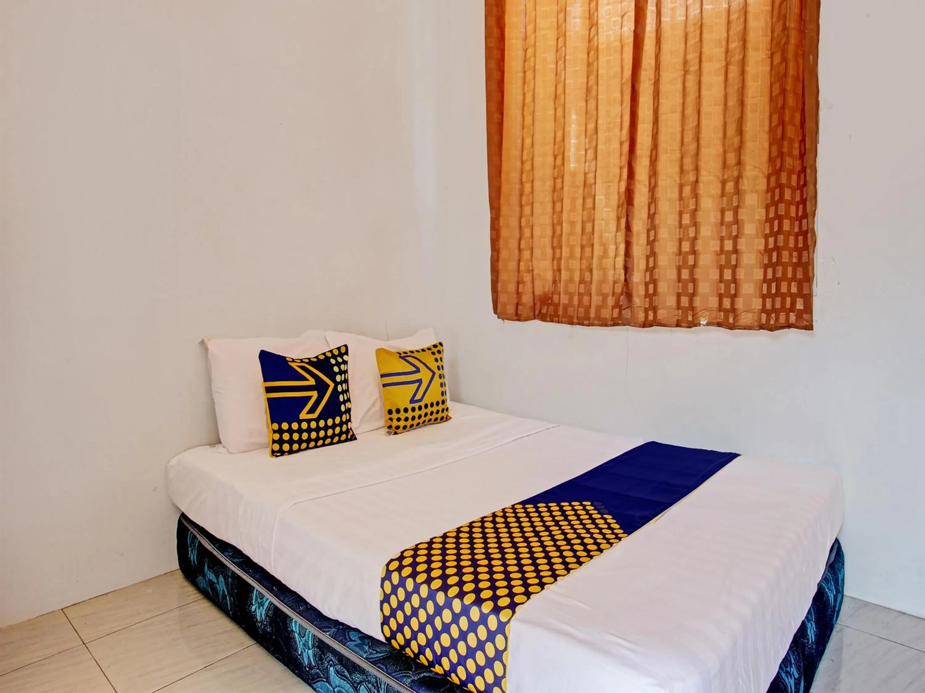 Bedroom, Bed in Hotel O Wisma Bani Pandi Syariah