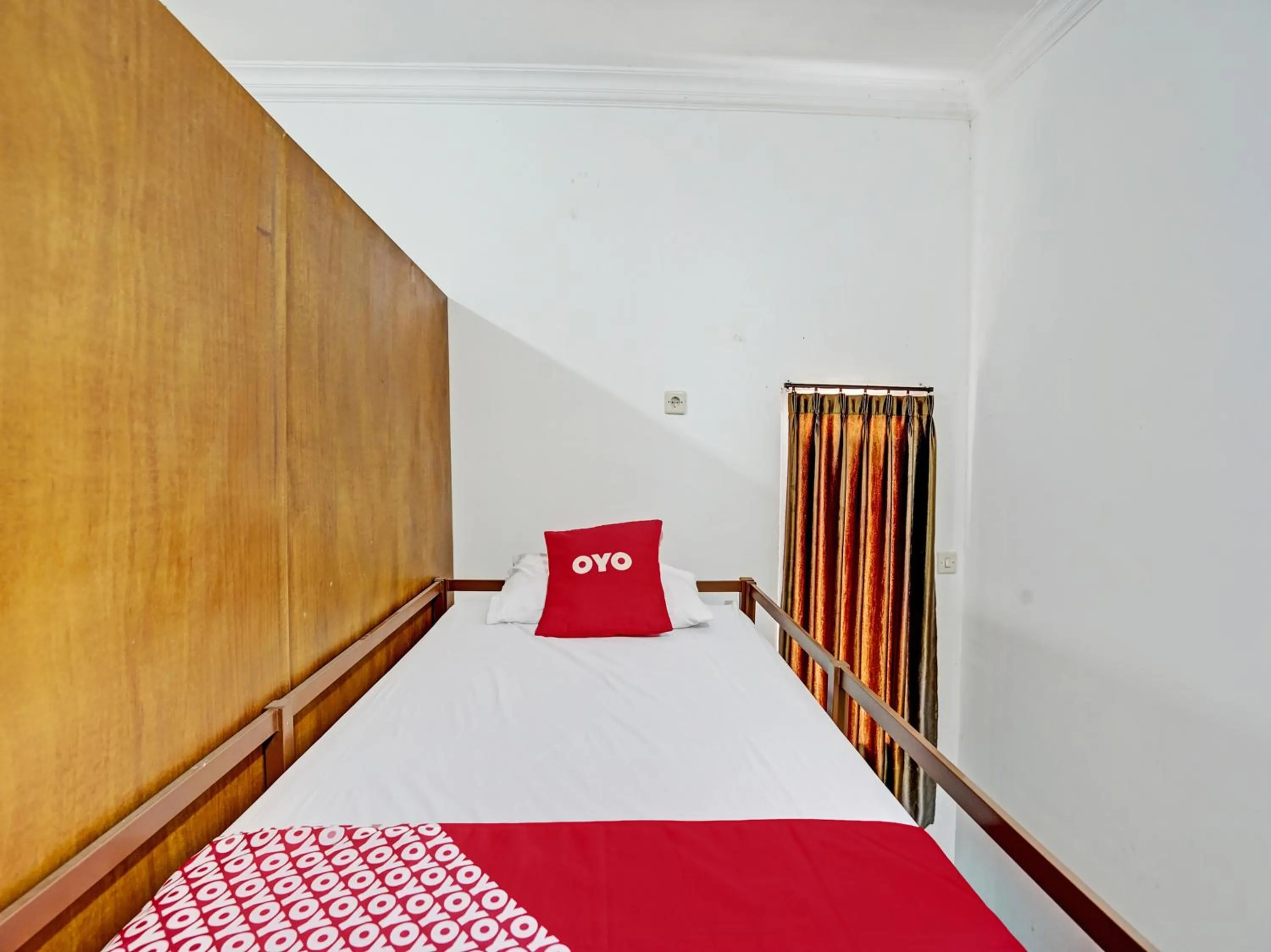 OYO 92736 Bougenville Rover