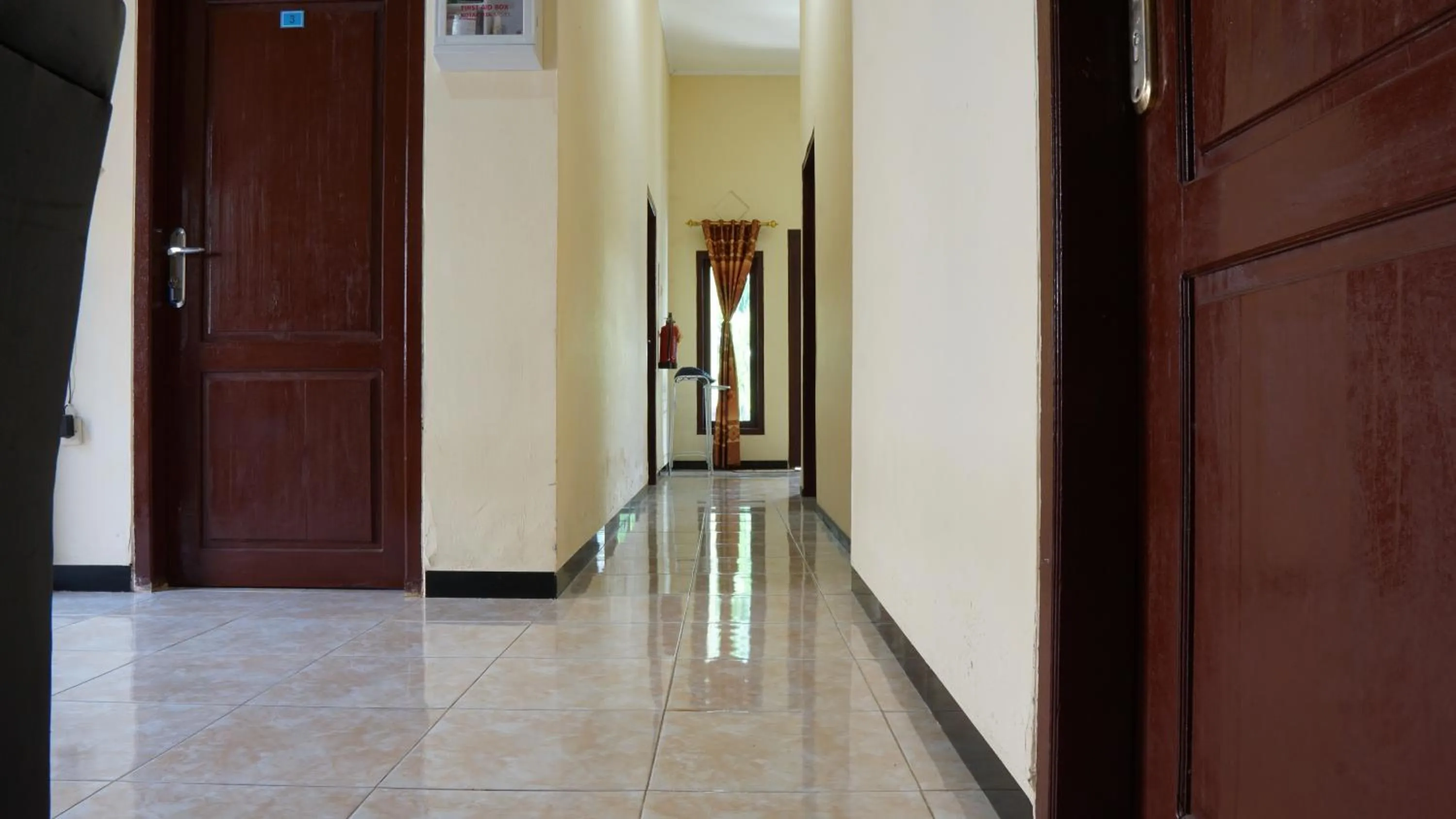 Lobby or reception in Hotel O Coconut Island Homestay & ResortNearPantai Pulau Merah