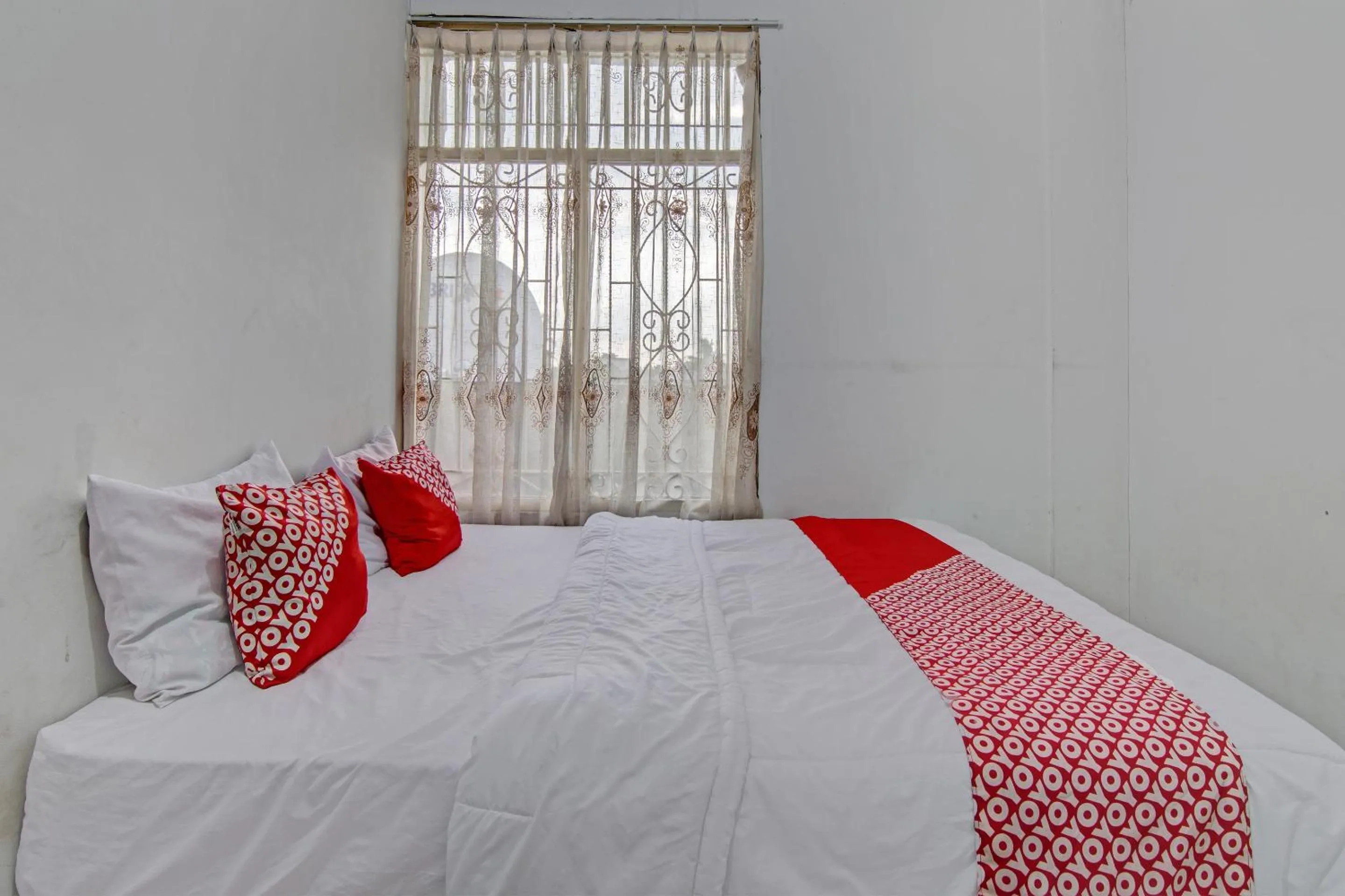 Bedroom, Bed in Hotel O Wisma 35NearTaman Wisata Polong Jopang
