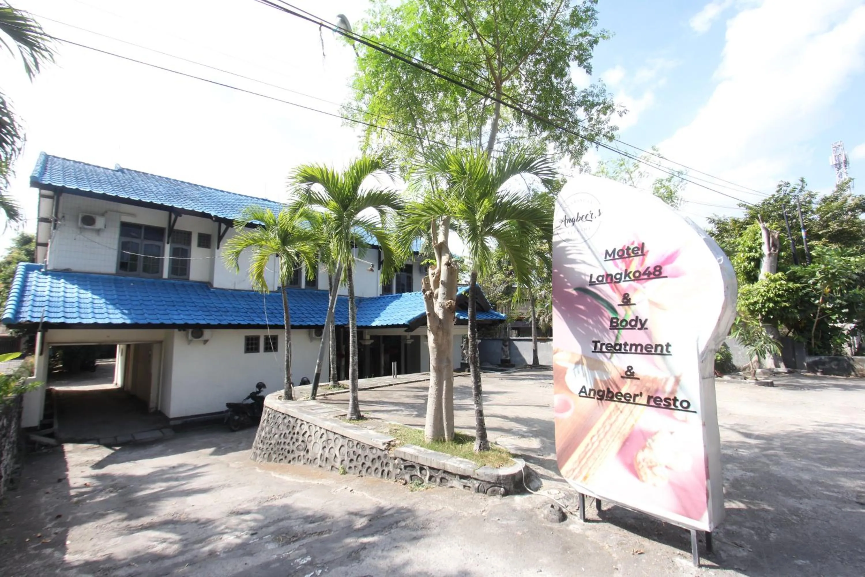 Facade/entrance in Hotel O Motel Langko