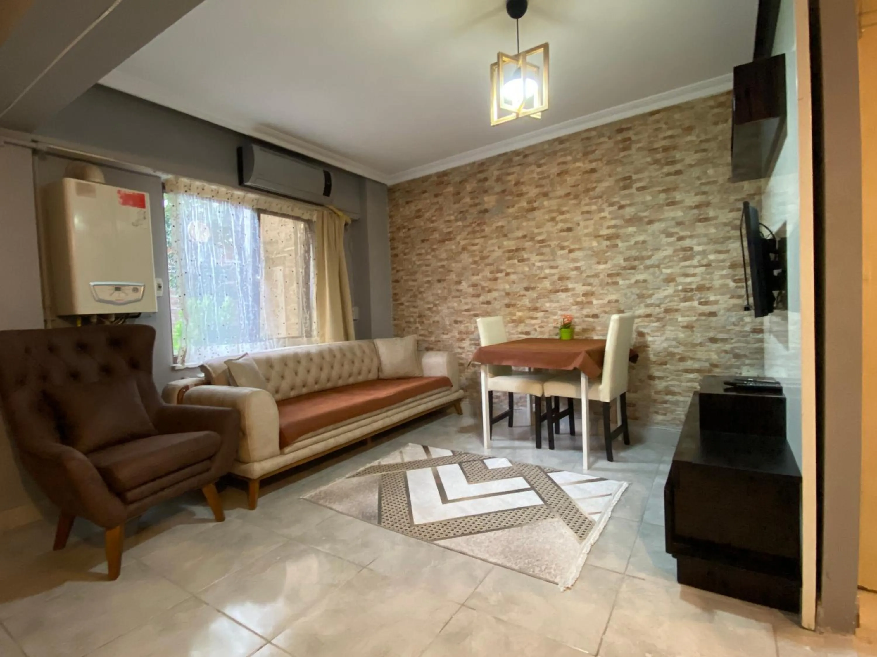 TV and multimedia in Araz Apart