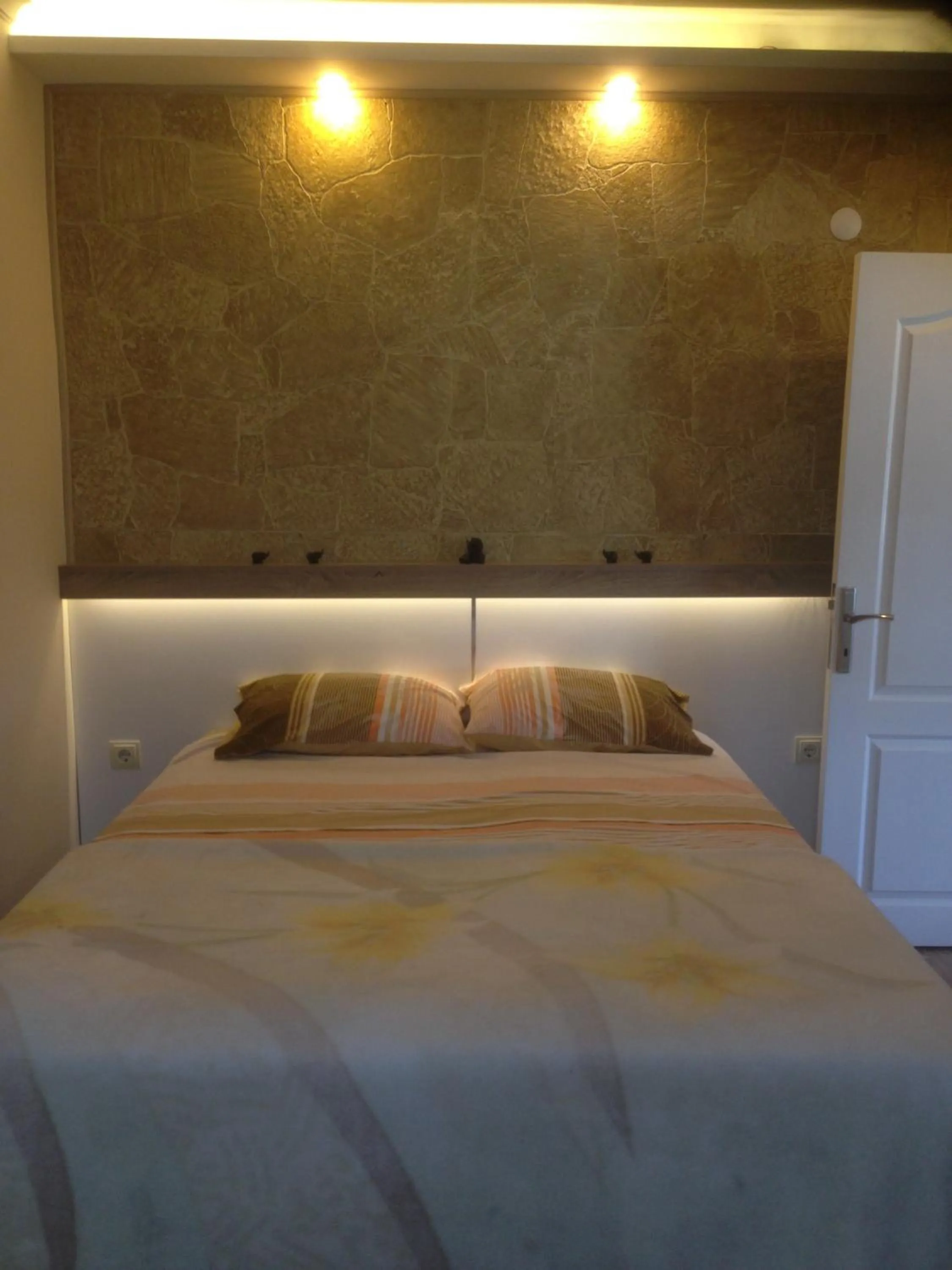 Bedroom, Bed in Araz Apart