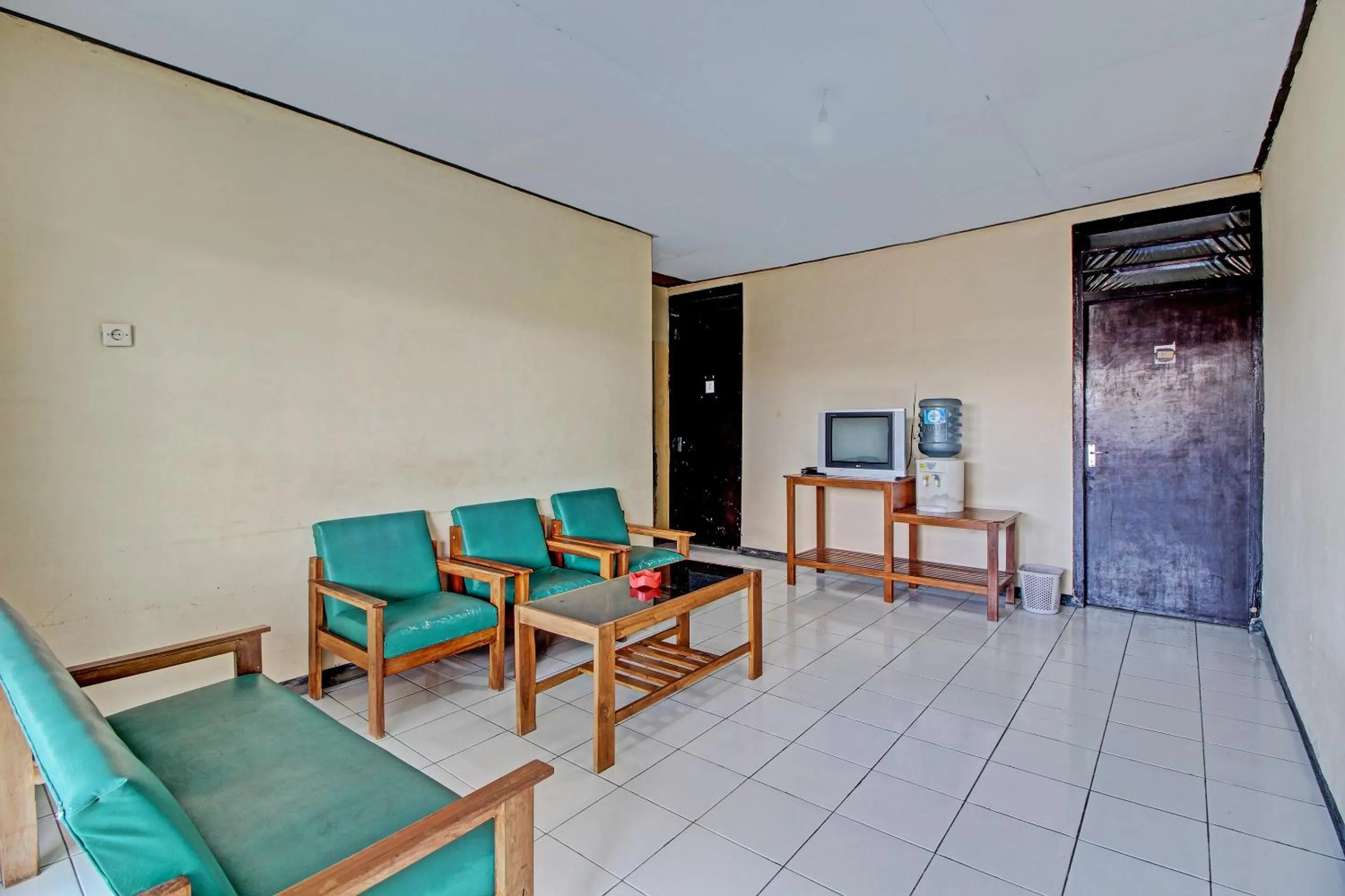 Lobby or reception in Hotel O Sendang Asri