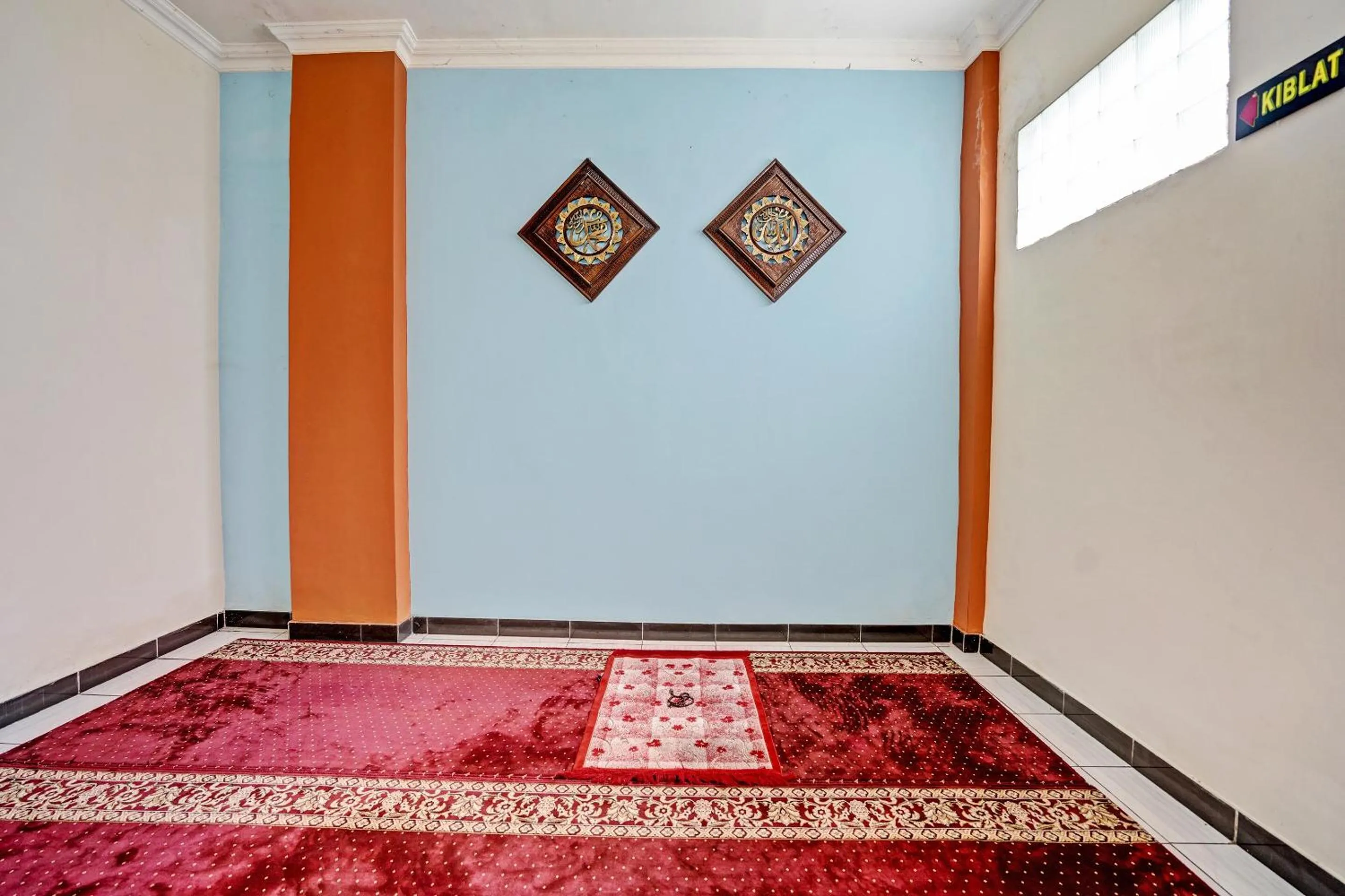 Lobby or reception in OYO Life 92773 Griya Trubus Syariah