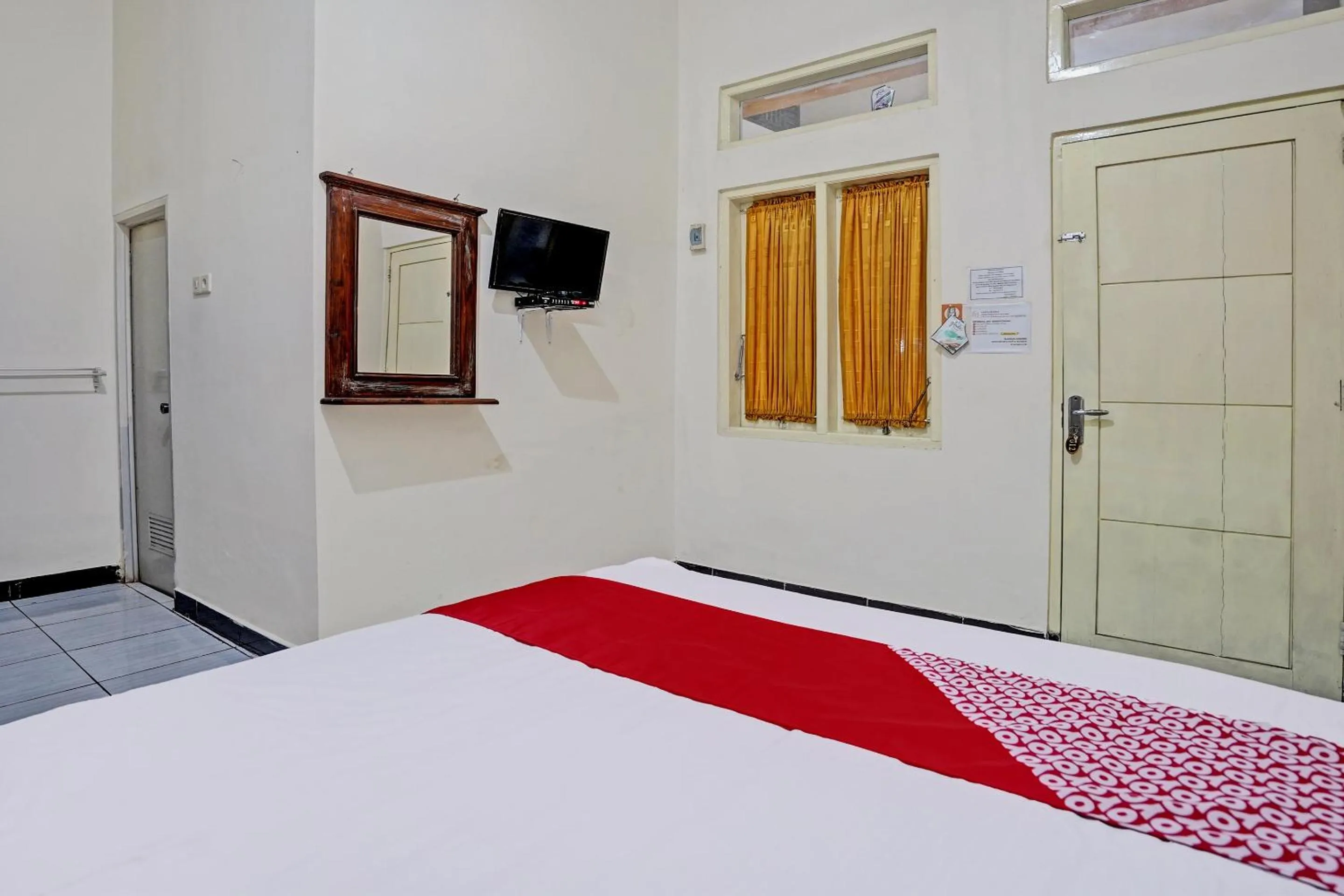 Bedroom, Bed in OYO Life 92773 Griya Trubus Syariah