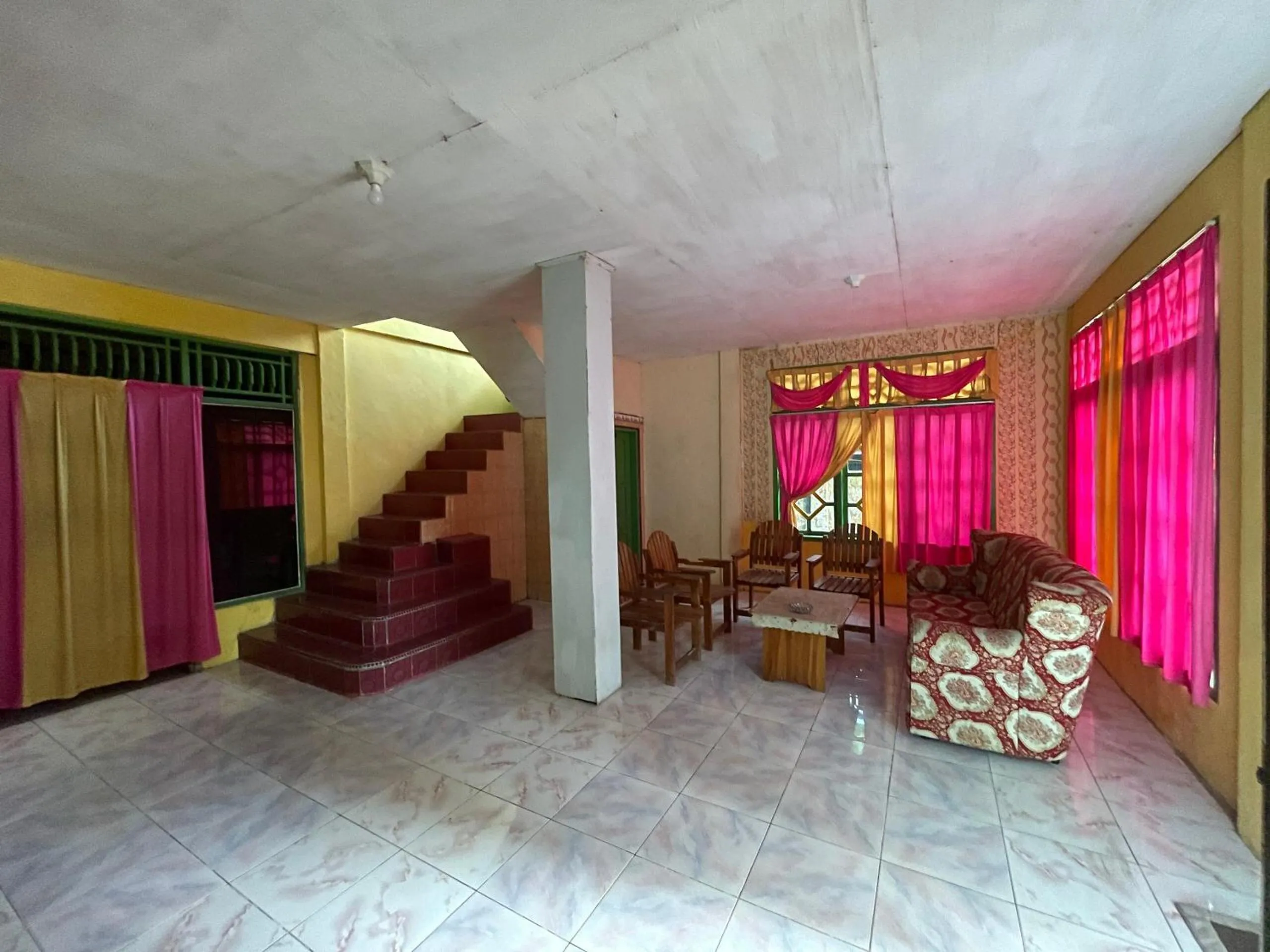 Lobby or reception in Hotel O Penginapan Asoka Indah Near PT. PLN (persero) Gardu Induk Barru