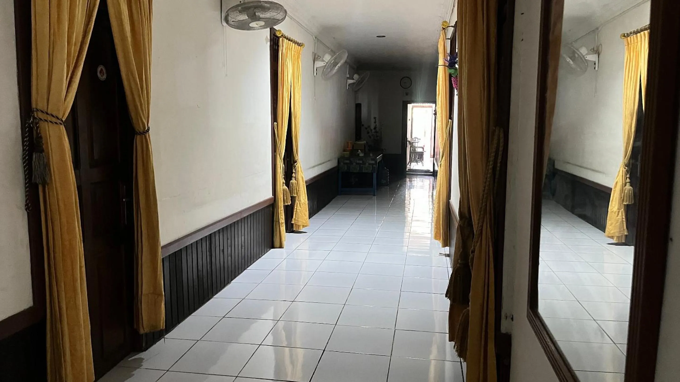 Lobby or reception in Hotel O Losmen Griya Mulia Katingan Kuala