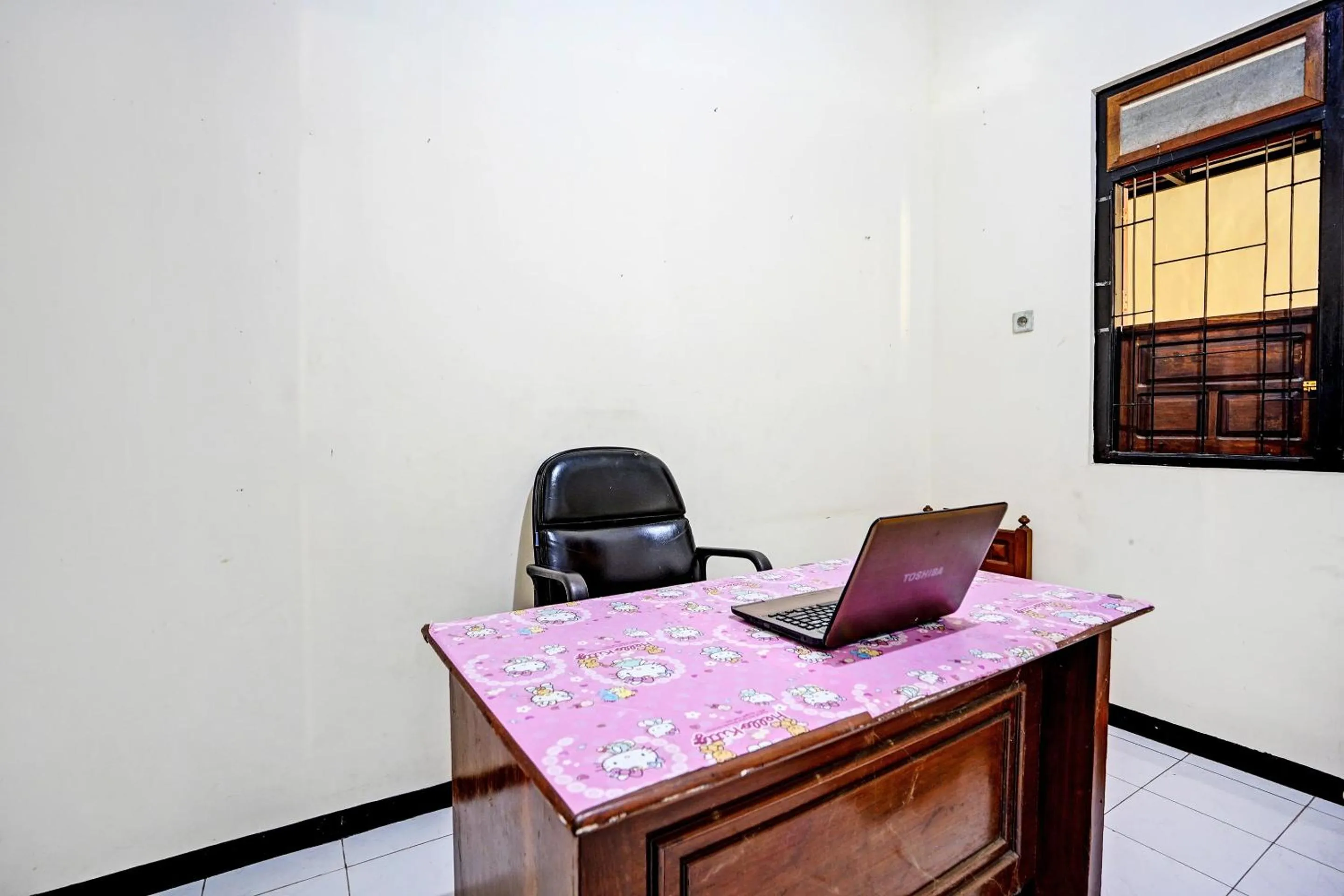 Lobby or reception in OYO Life 92785 Wisma Trubus Syariah