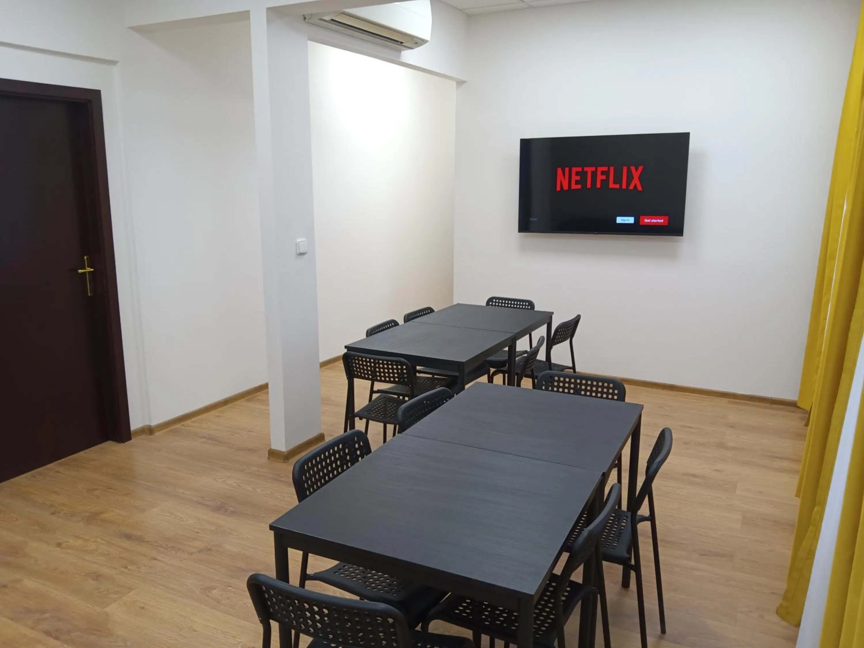 Living room in Powder Tower Suites