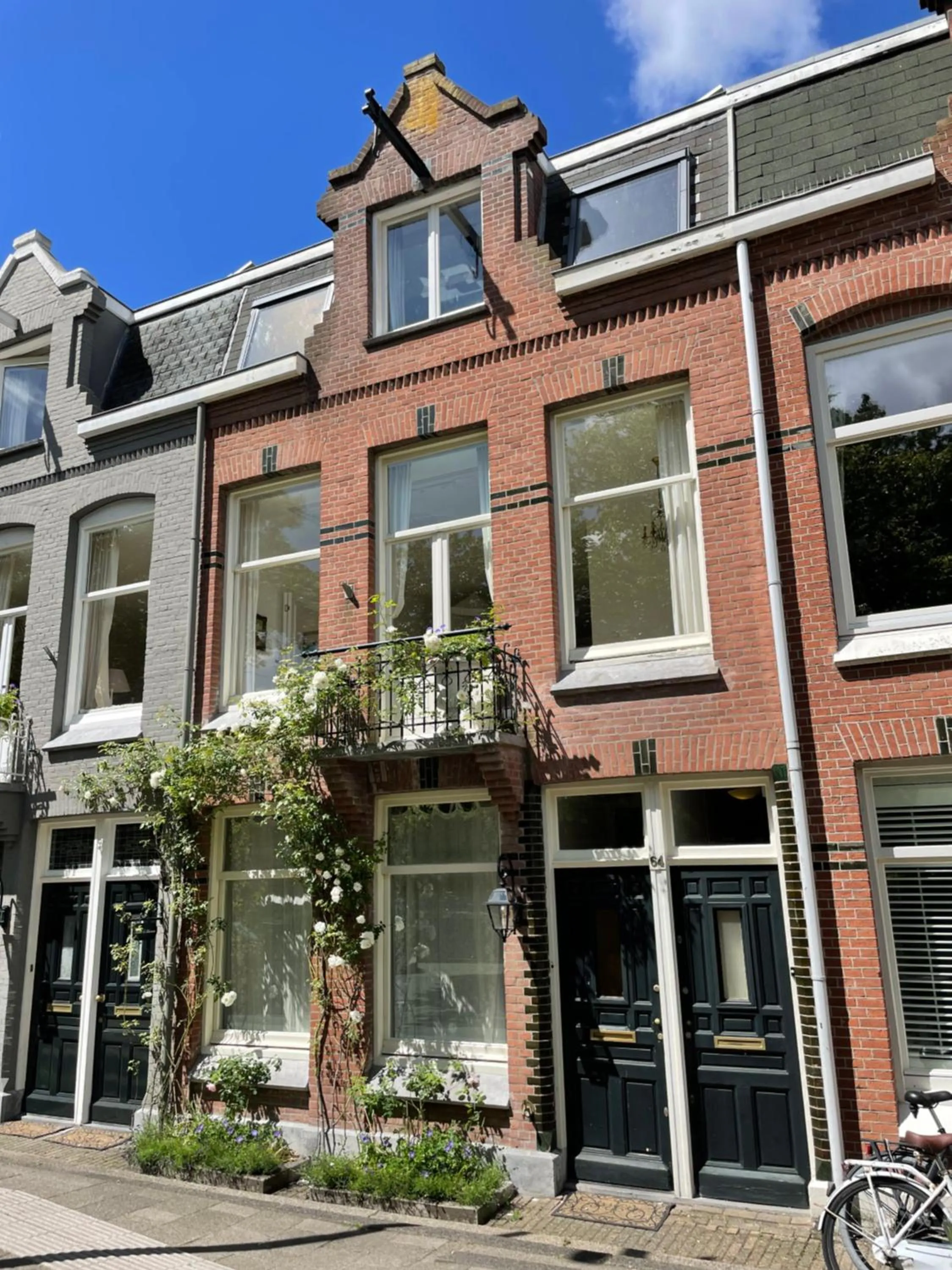 Property building in Canal View Stay Amsterdam