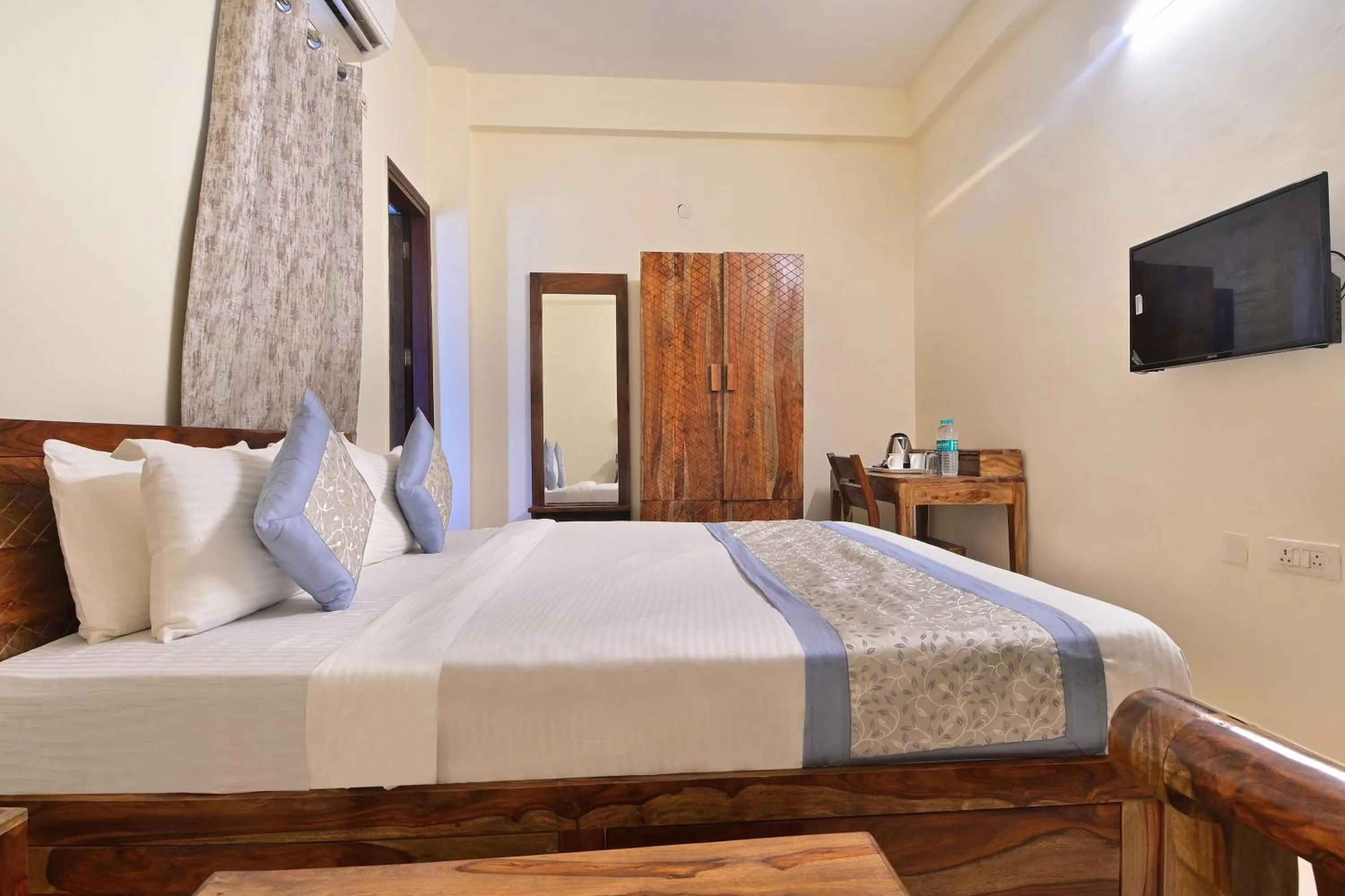 Hotel The York - Couple-unfriendly hotel