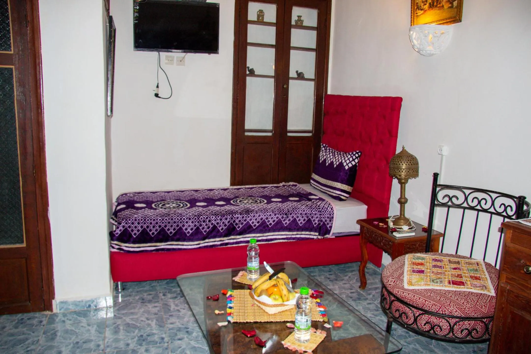 hair dresser, Bed in Riad Baba