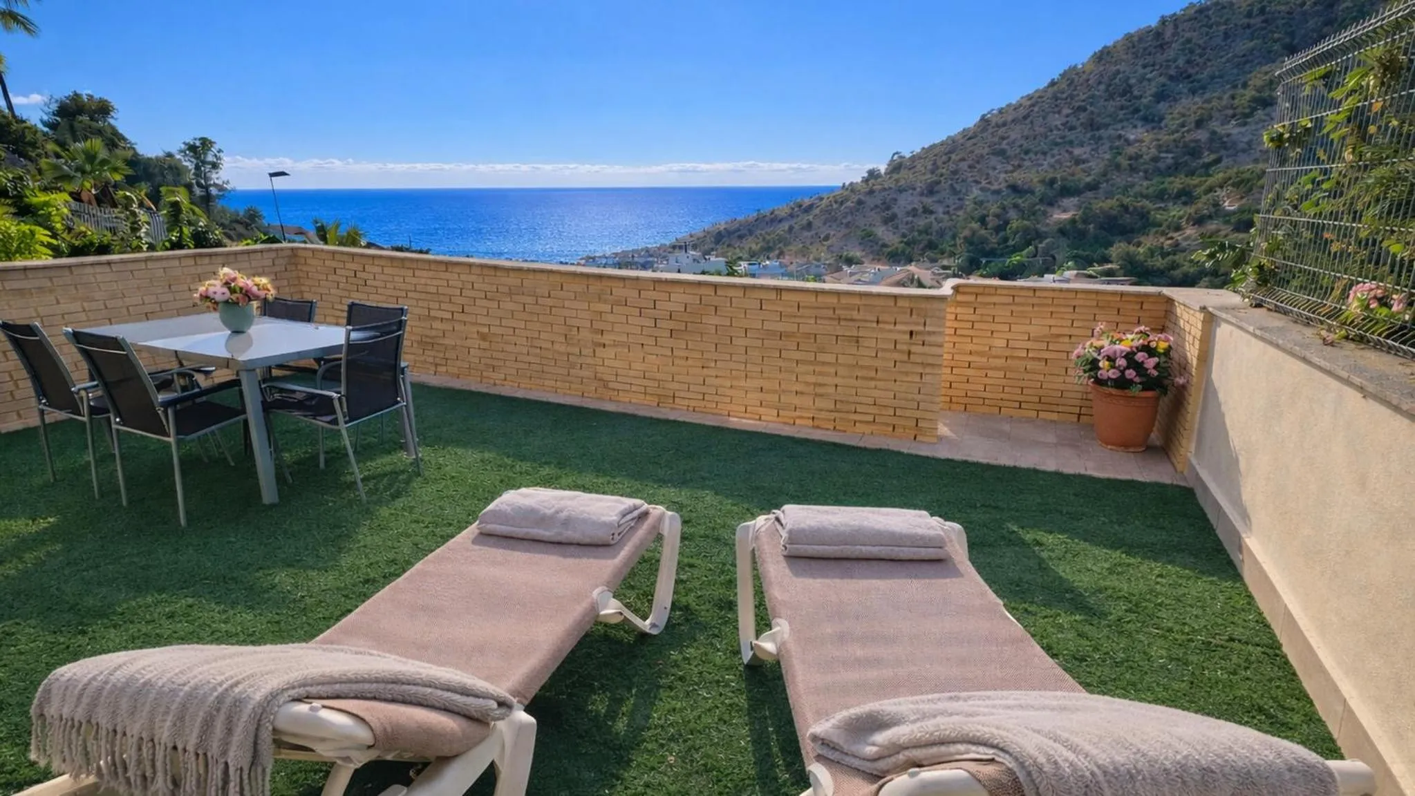 Day in Modern Duplex in Sitges with Private Parking, Sea Views & Terrace