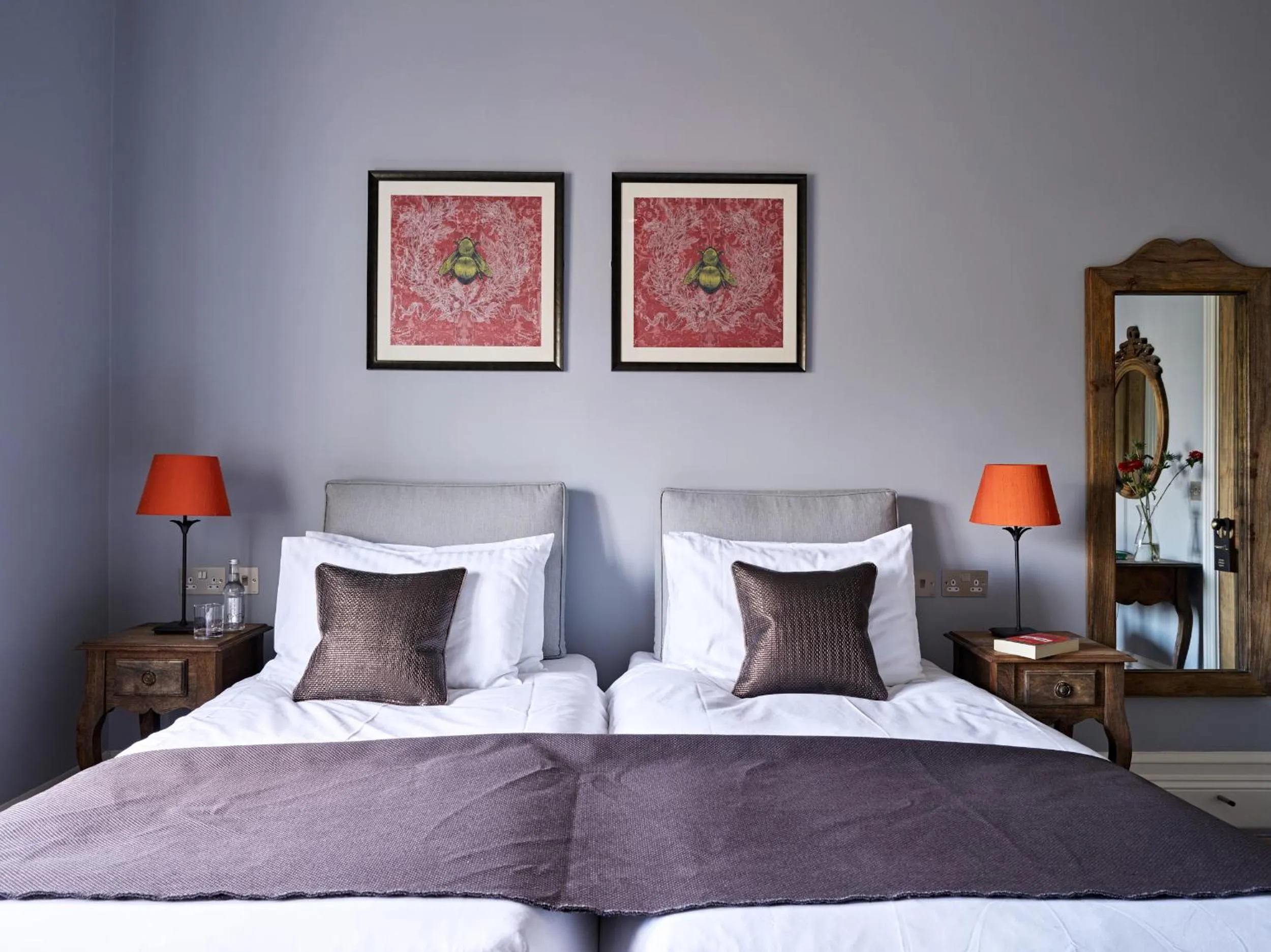 Bedroom, Bed in Cotswold Grange