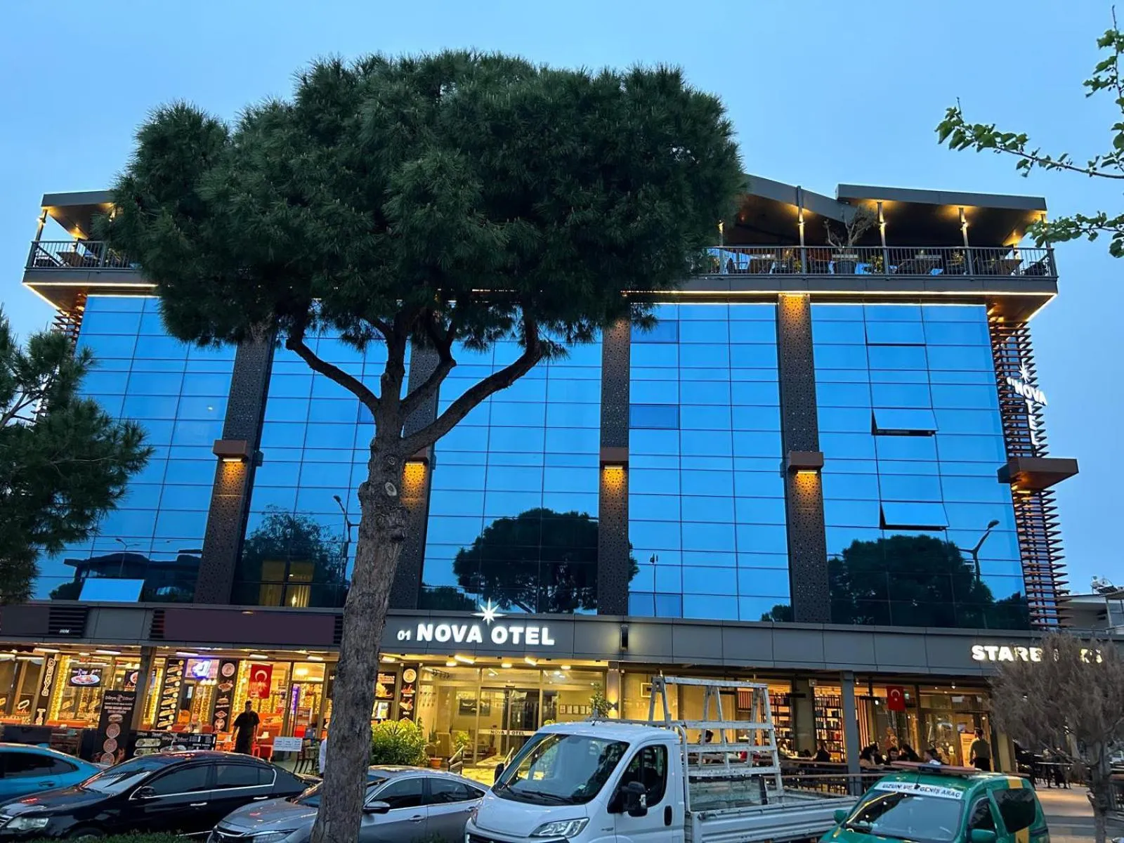 Property building in 01 Nova Otel