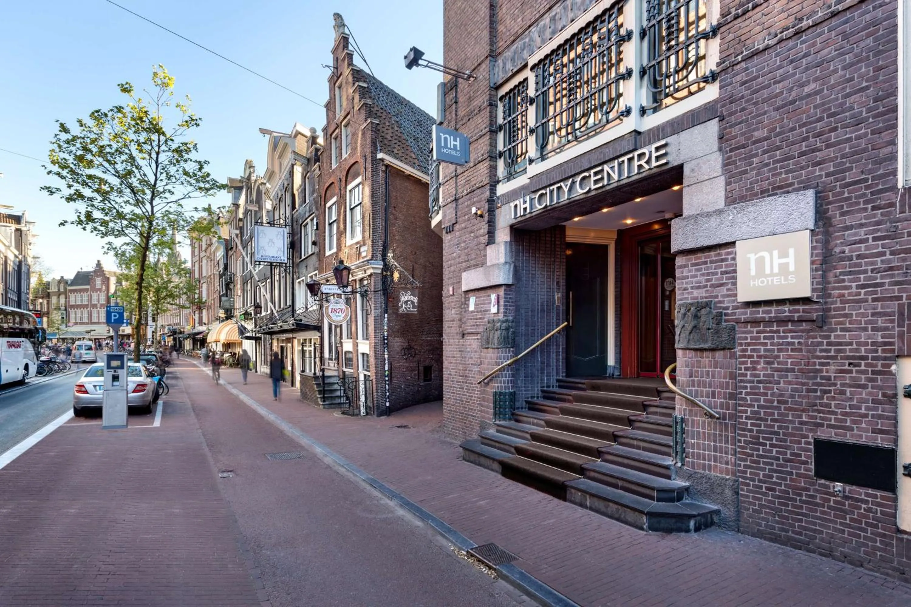 Property building in NH City Centre Amsterdam