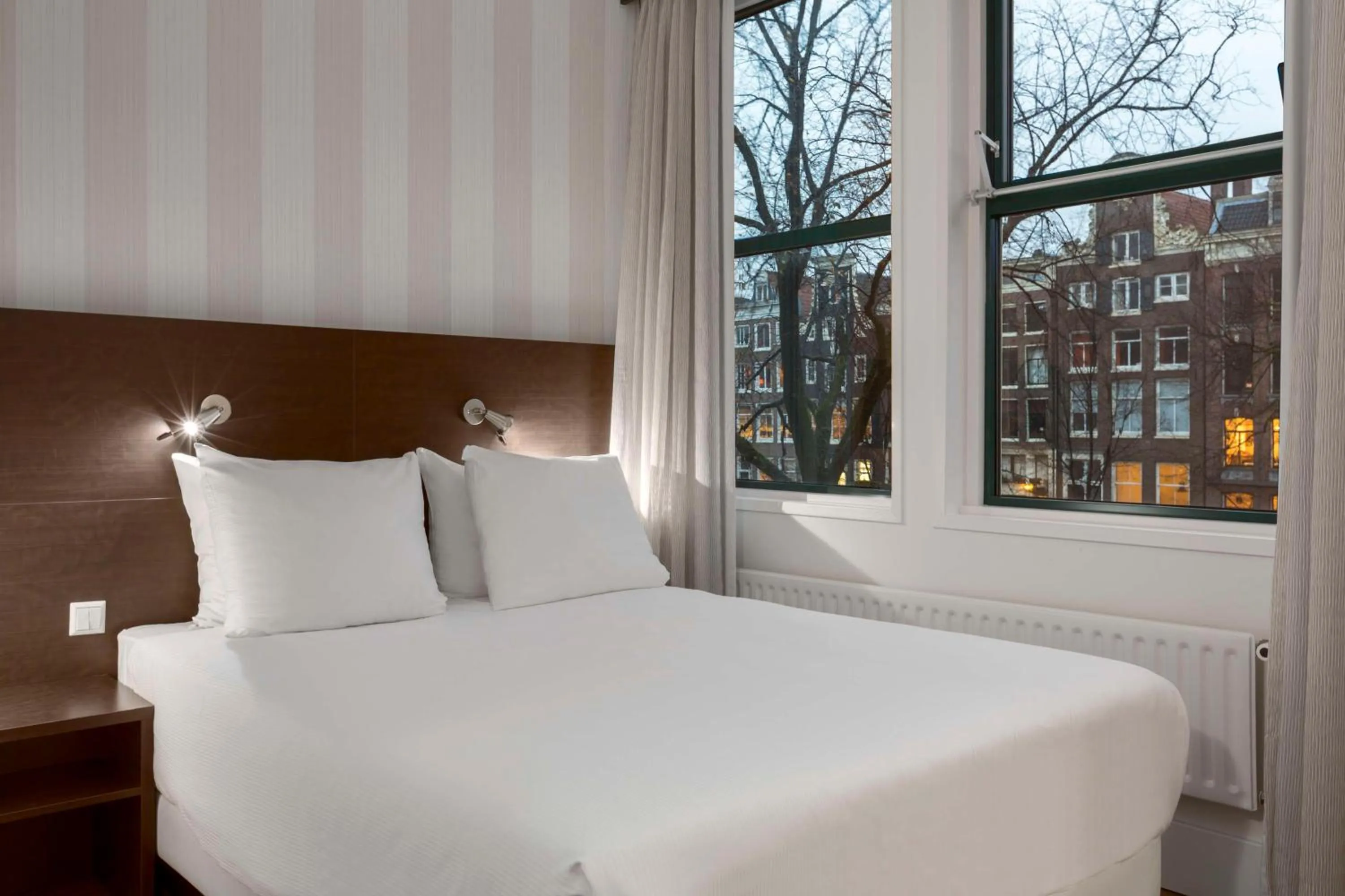 Bedroom, Bed in NH City Centre Amsterdam