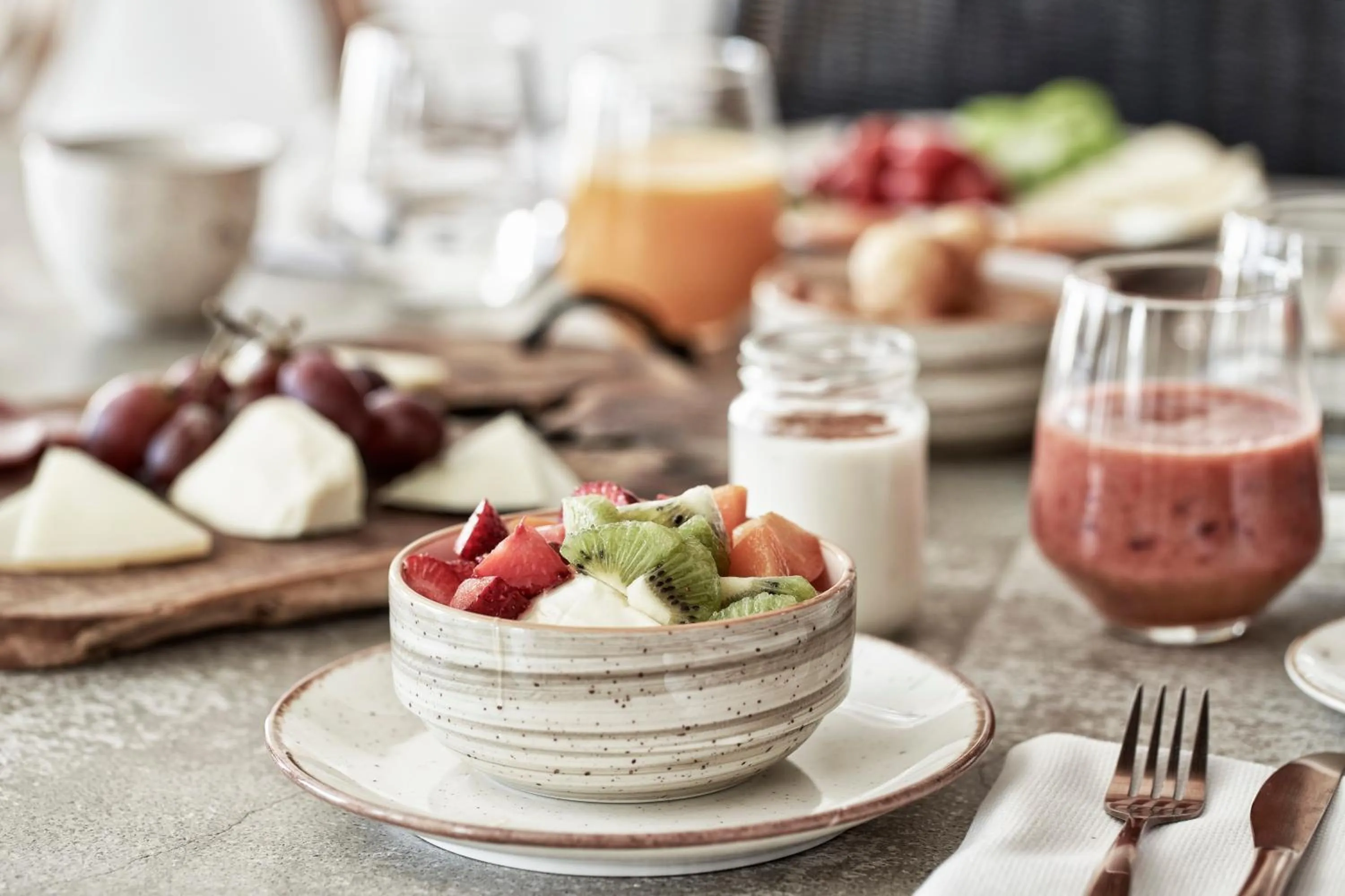 Breakfast in Naxian Rhapsody