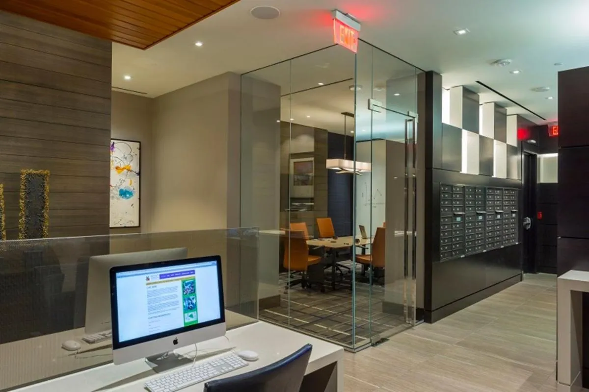 TV and multimedia in Incredible 1 BR Apt + Den @Crystal City With Gym