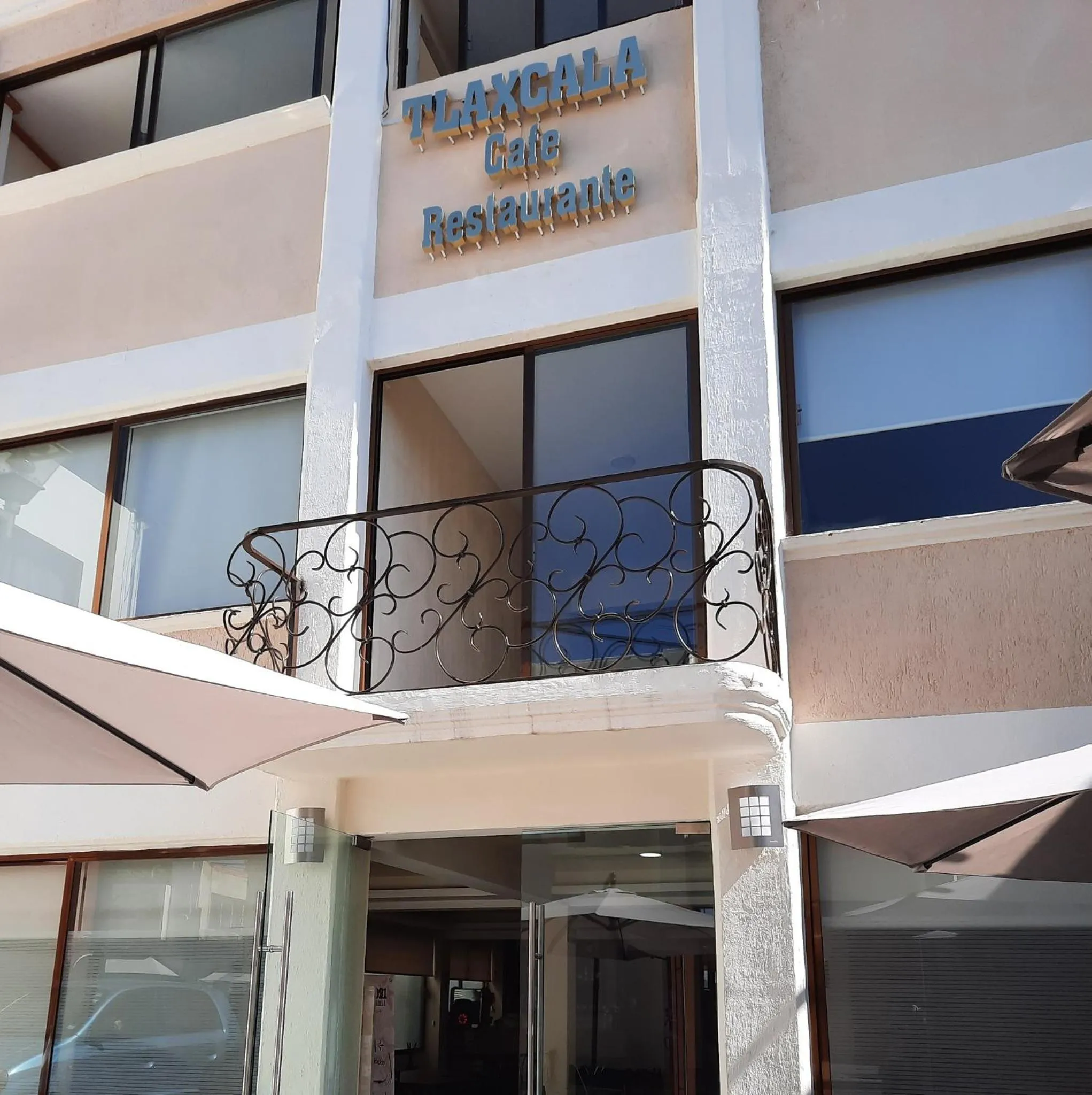 Property building in Hotel Tlaxcala