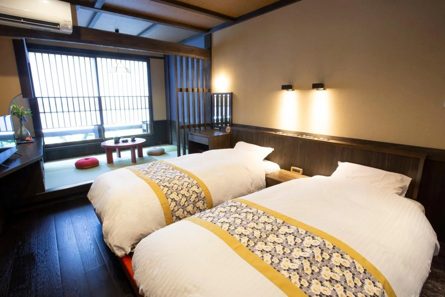 Bed in Ryokan Misato