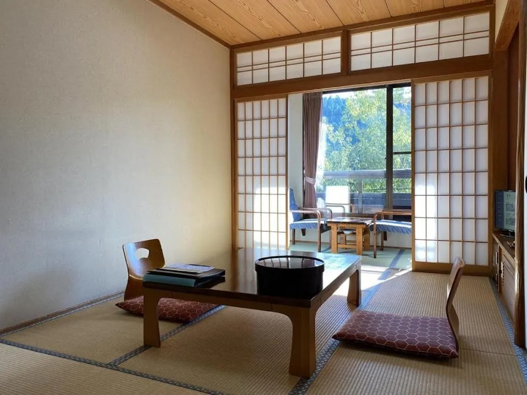 Photo of the whole room in Ryokan Misato