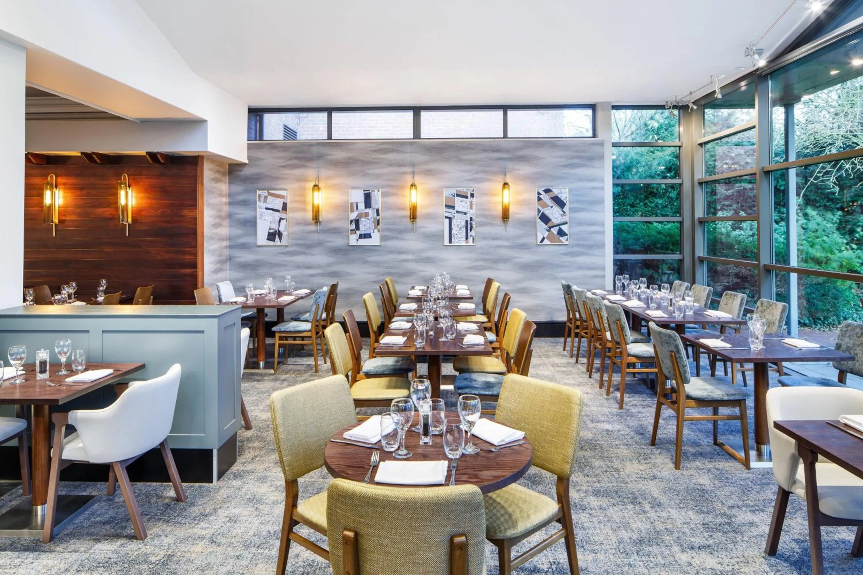 Restaurant/places to eat in Cheltenham Chase Hotel & Spa