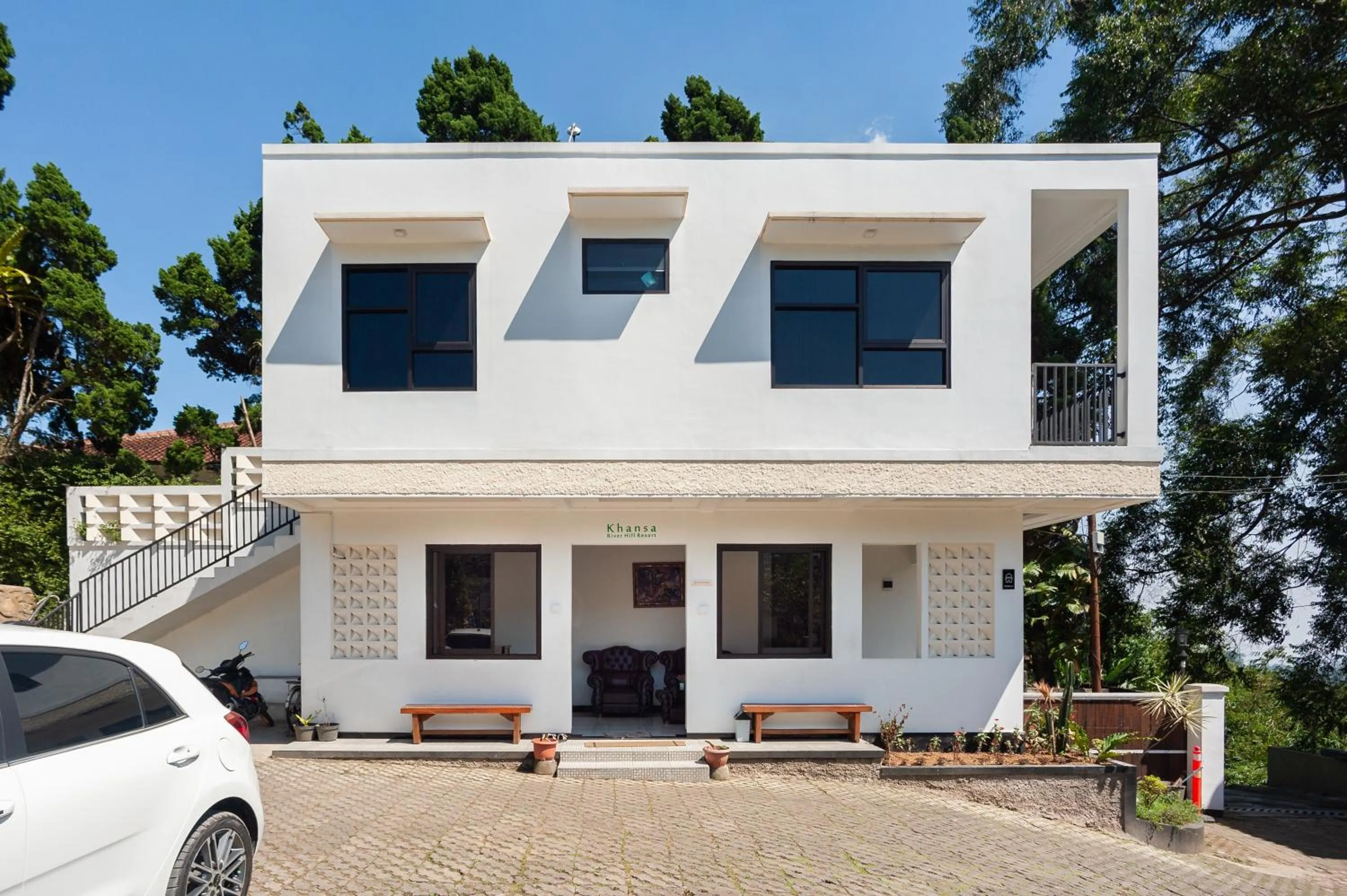 Property building in Urbanview Resort Syariah Khansa Cisarua Puncak by RedDoorz