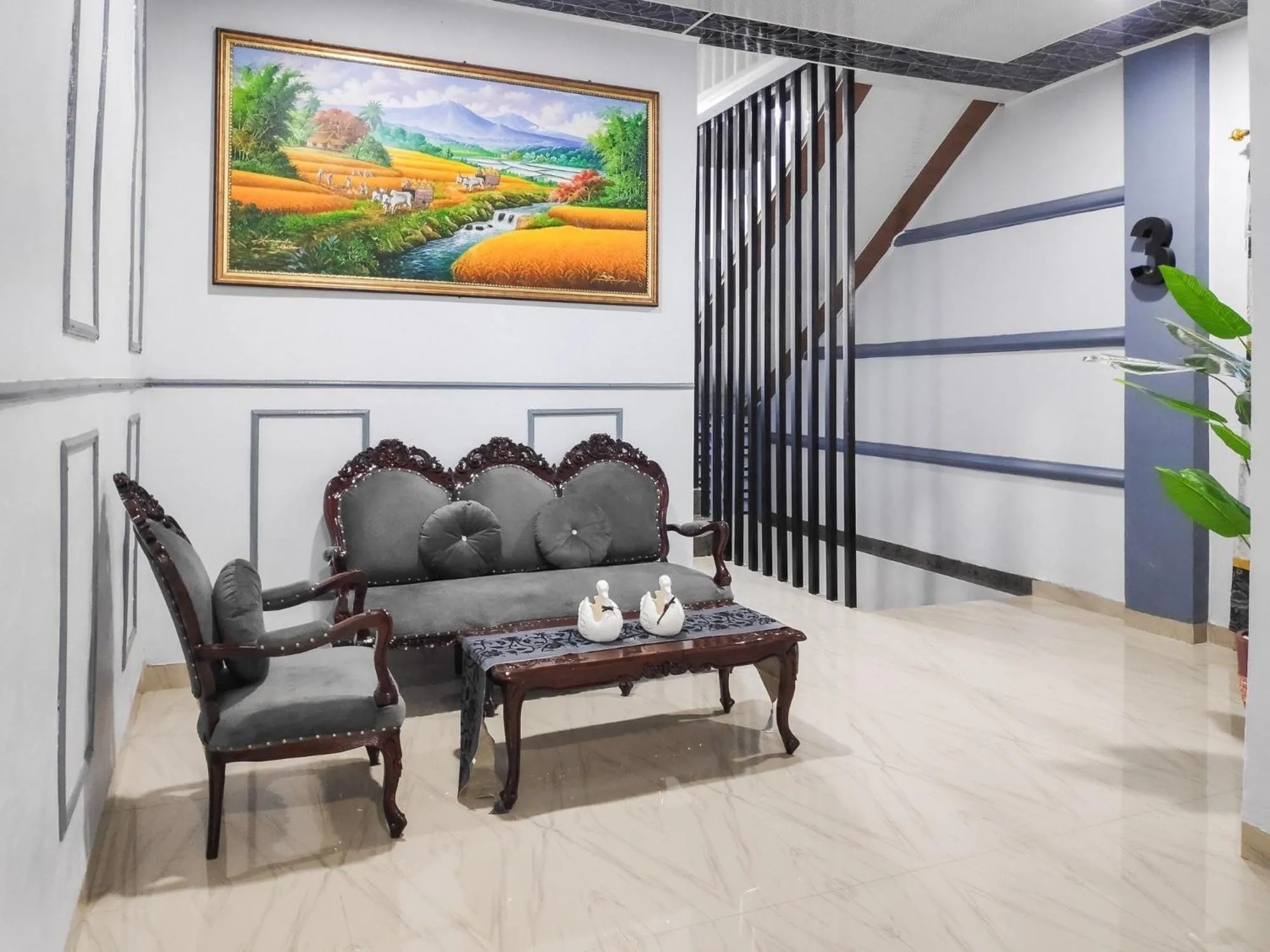 Seating area in RedDoorz at Perdagangan Simalungun