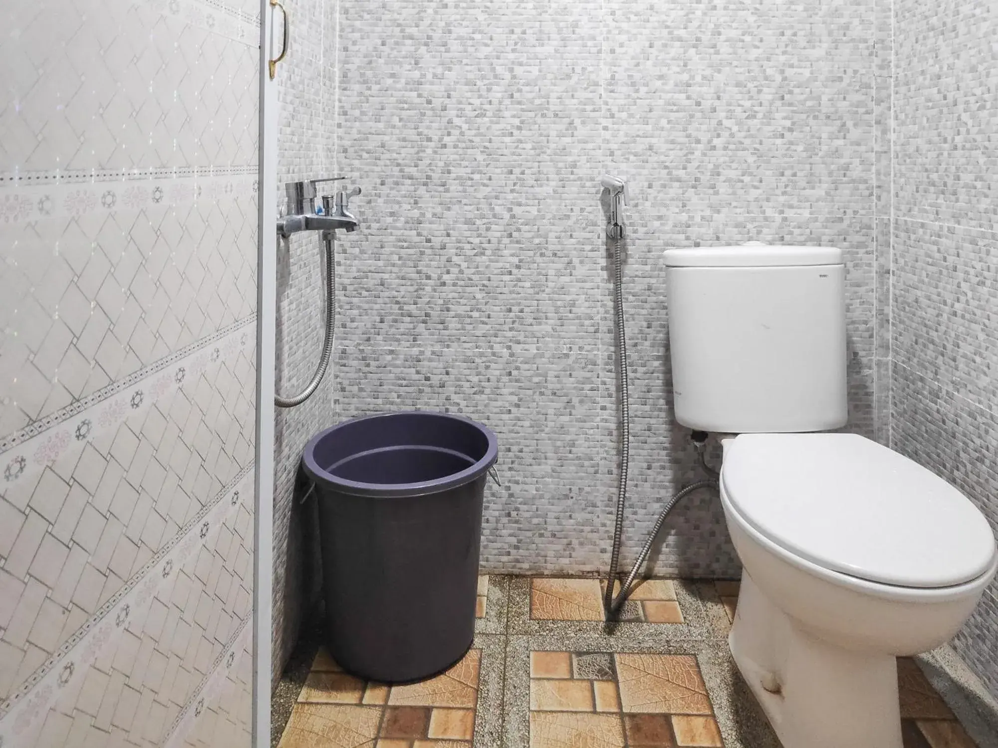 Deluxe Room - single occupancy in RedDoorz at Perdagangan Simalungun Deluxe Room - single occupancy in RedDoorz at Perdagangan Simalungun