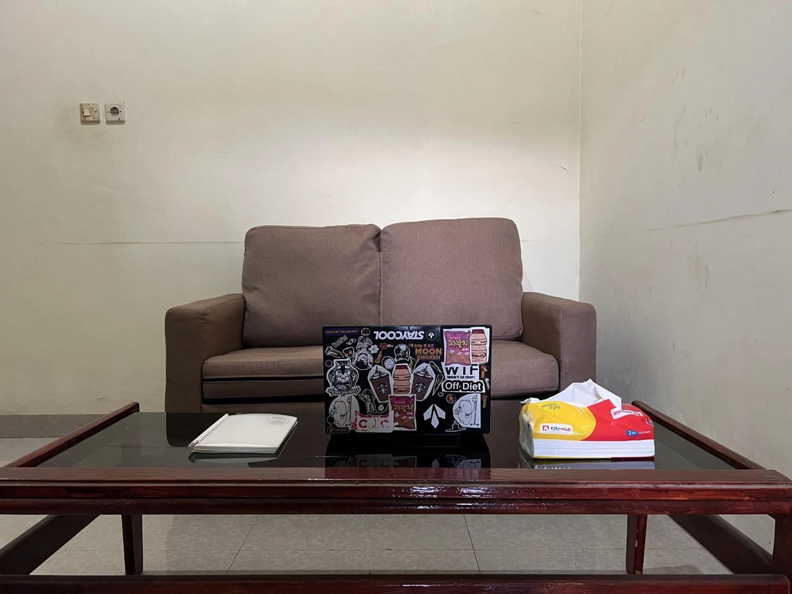 Lobby or reception in Hotel O Wisma Bunda Syariah Near Man Pinrang