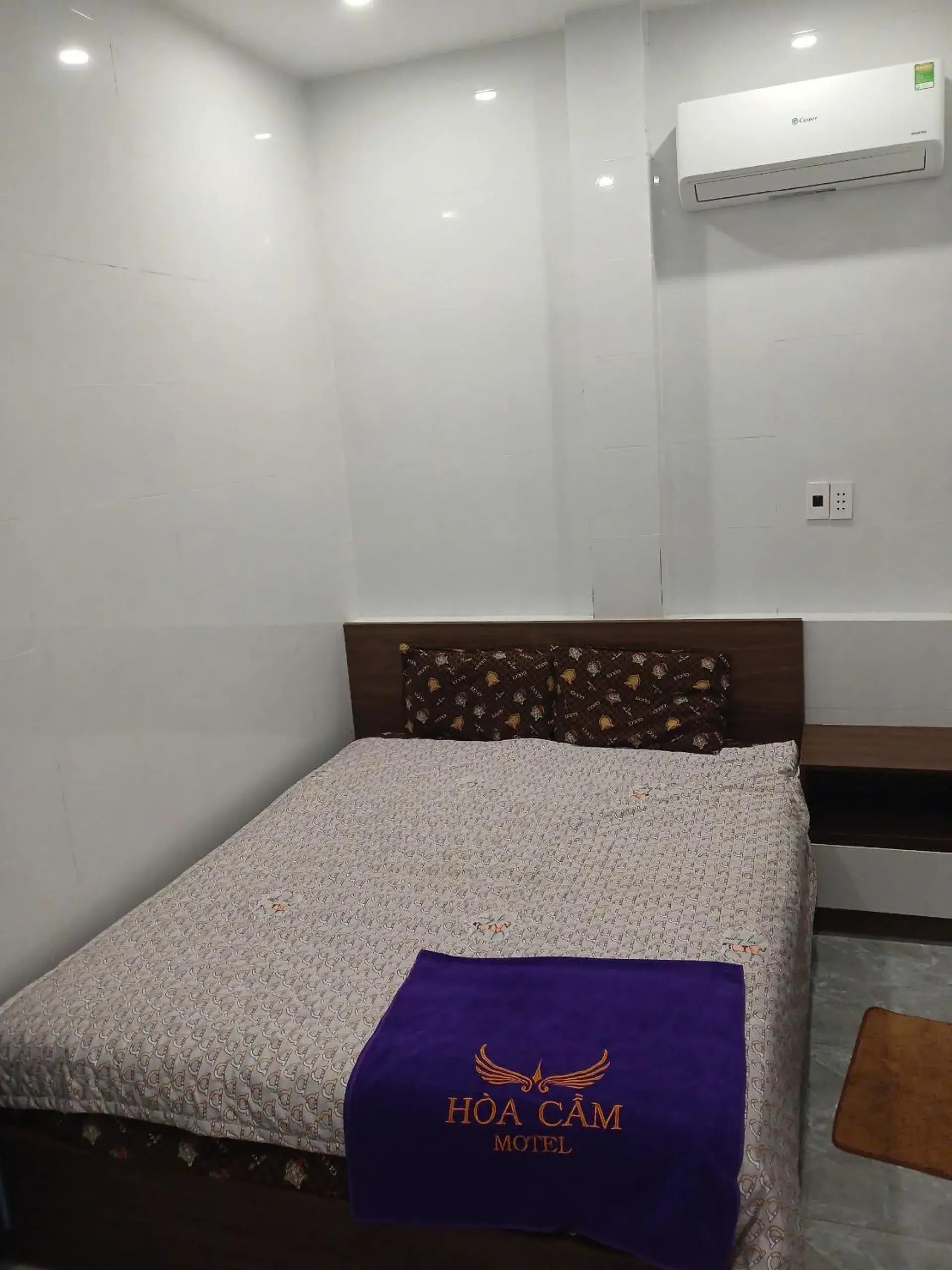 Standard Double Room in SPOT ON 1188 Motel Hoa Cam Standard Double Room in SPOT ON 1188 Motel Hoa Cam