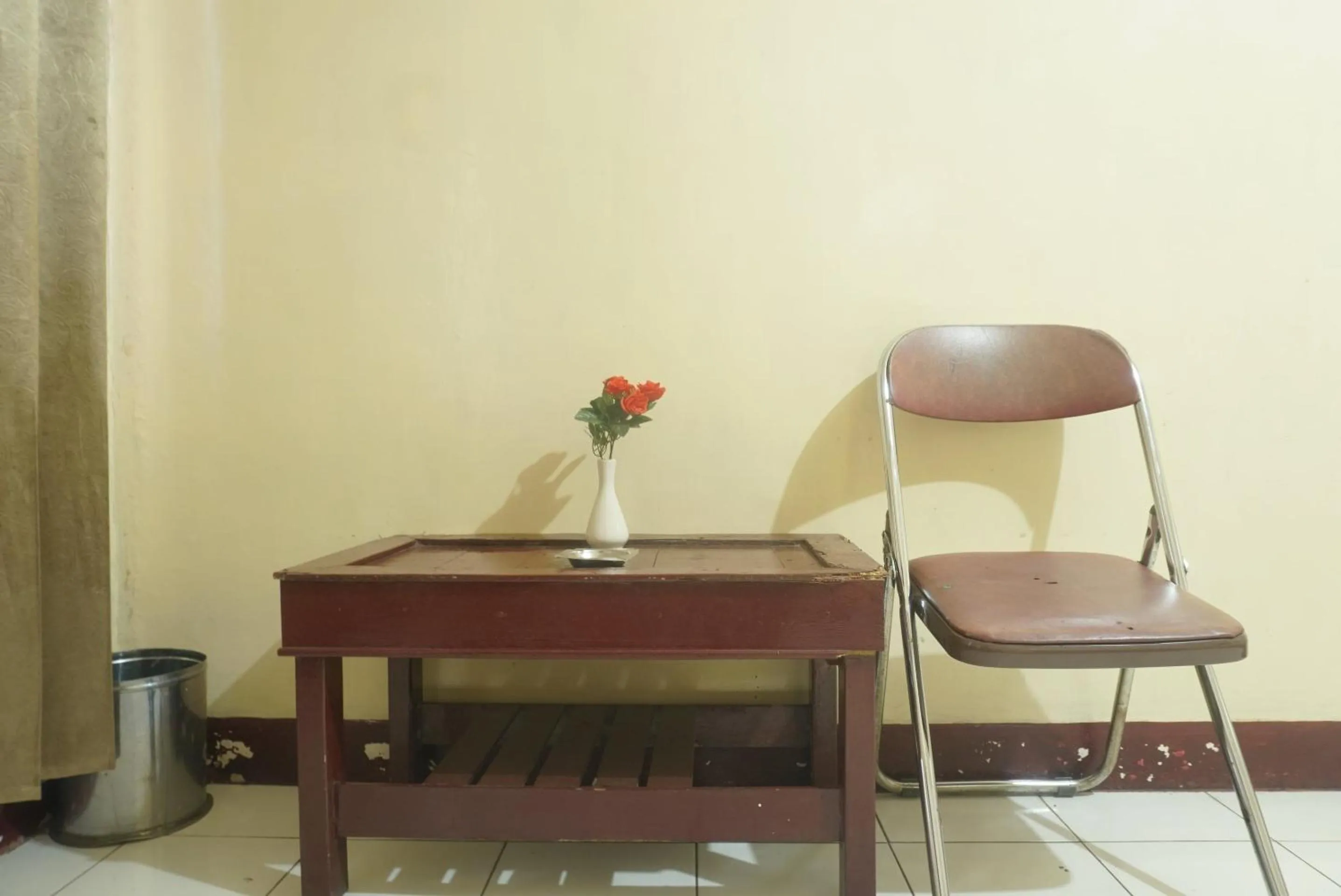 Bedroom in Hotel O Rumah Massagena Syariah Near Gedung Olahraga Enrekang