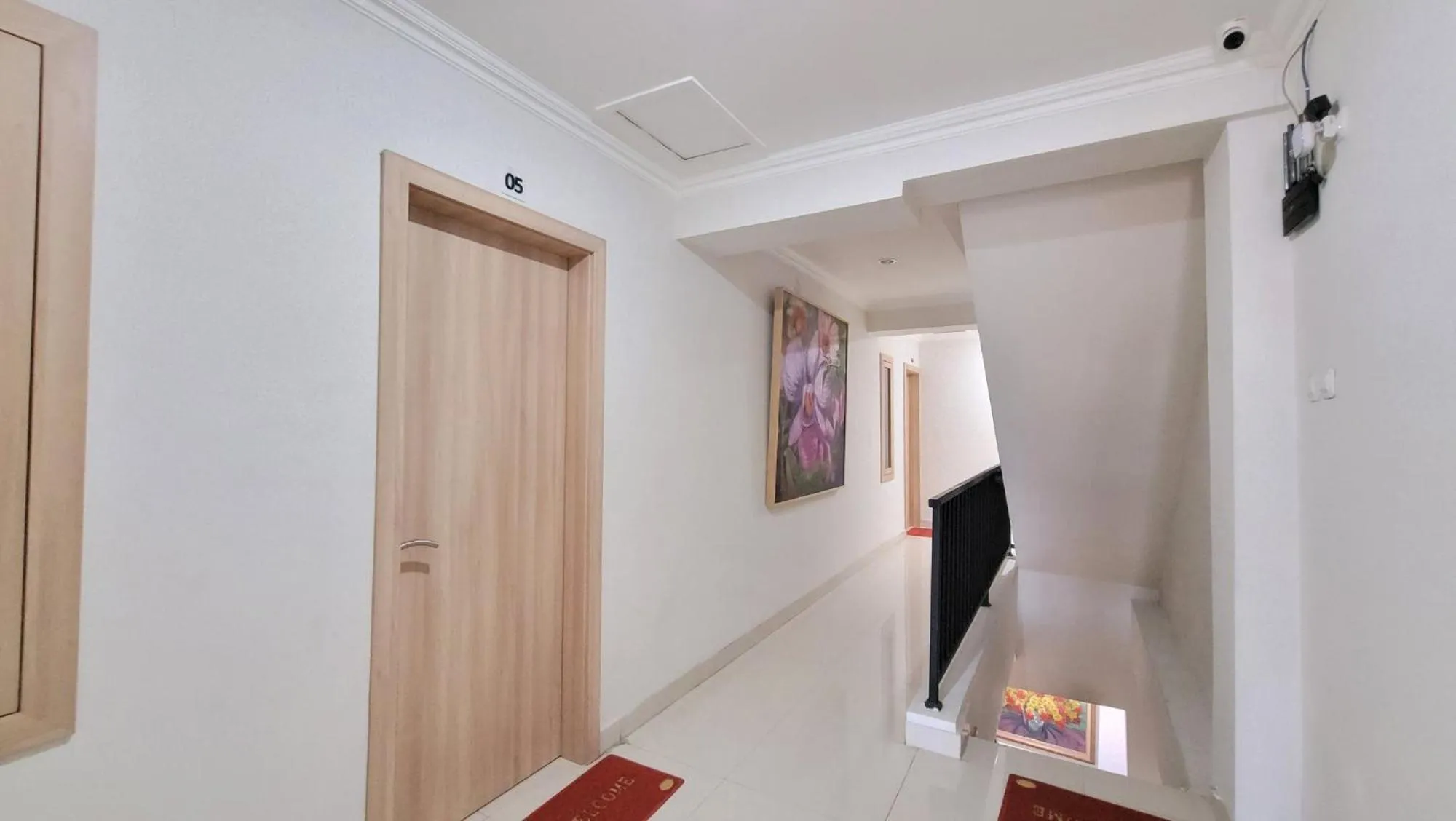 Property building in Urbanview Le Reno Inn Wirobrajan by RedDoorz