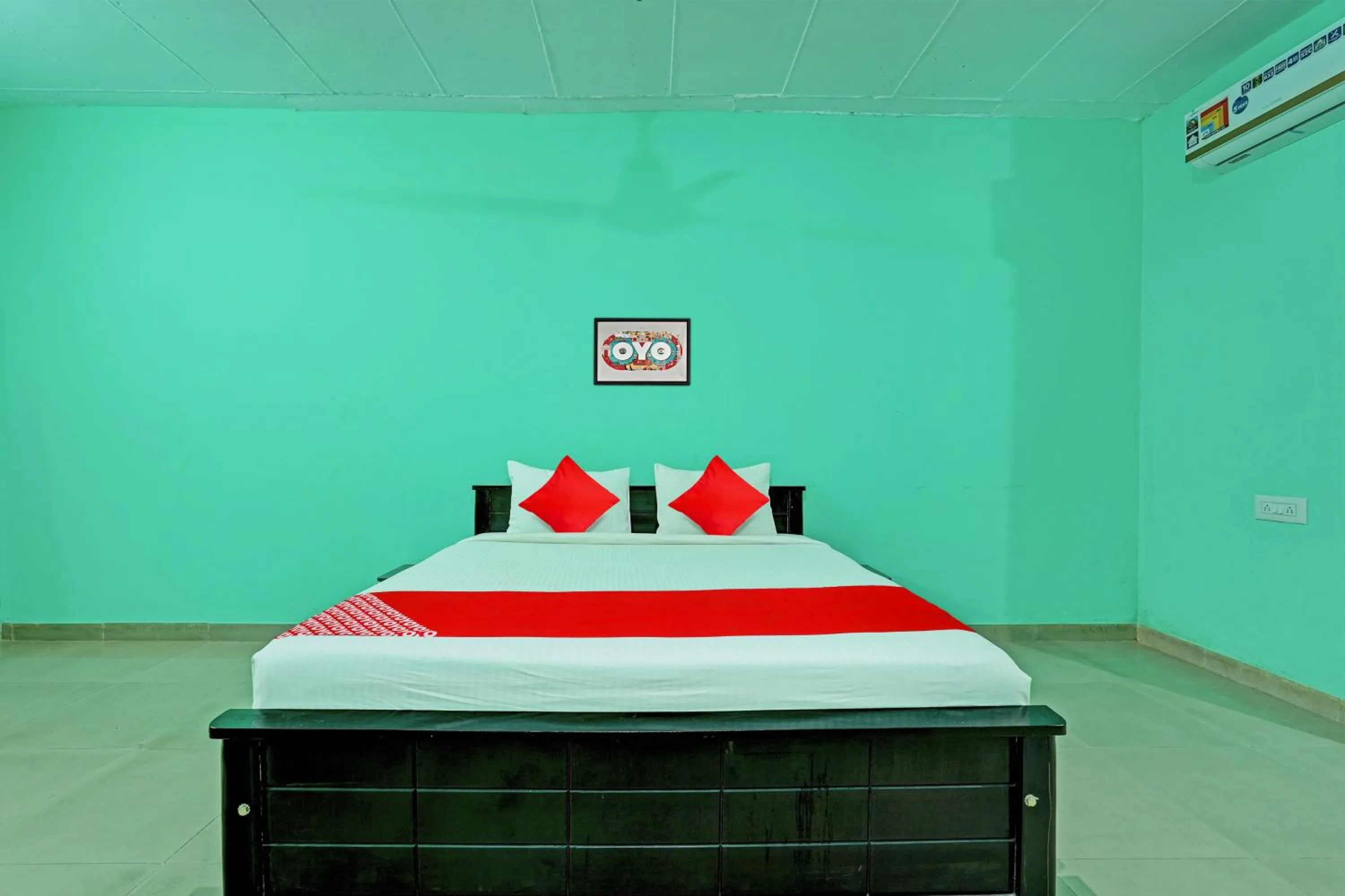 Bedroom, Bed in Super Collection O Druvi Corporate Hotel