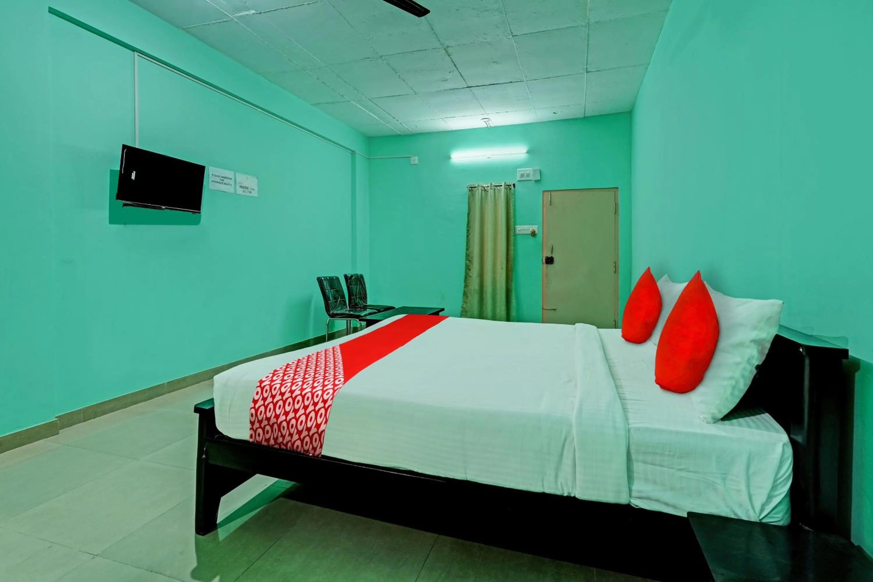 Bedroom, Bed in Collection O Druvi Corporate Hotel