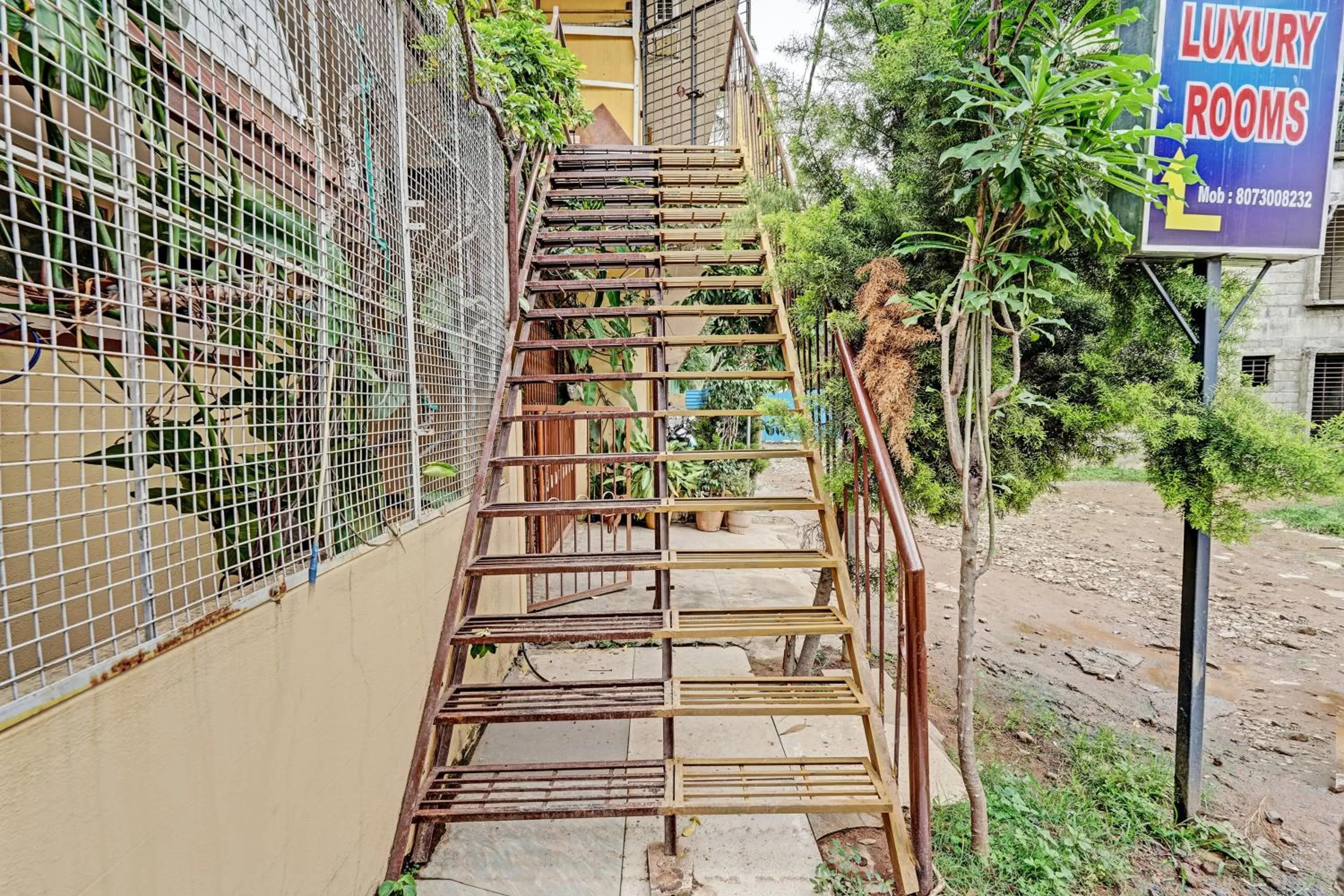 Facade/entrance in Collection O Druvi Corporate Hotel