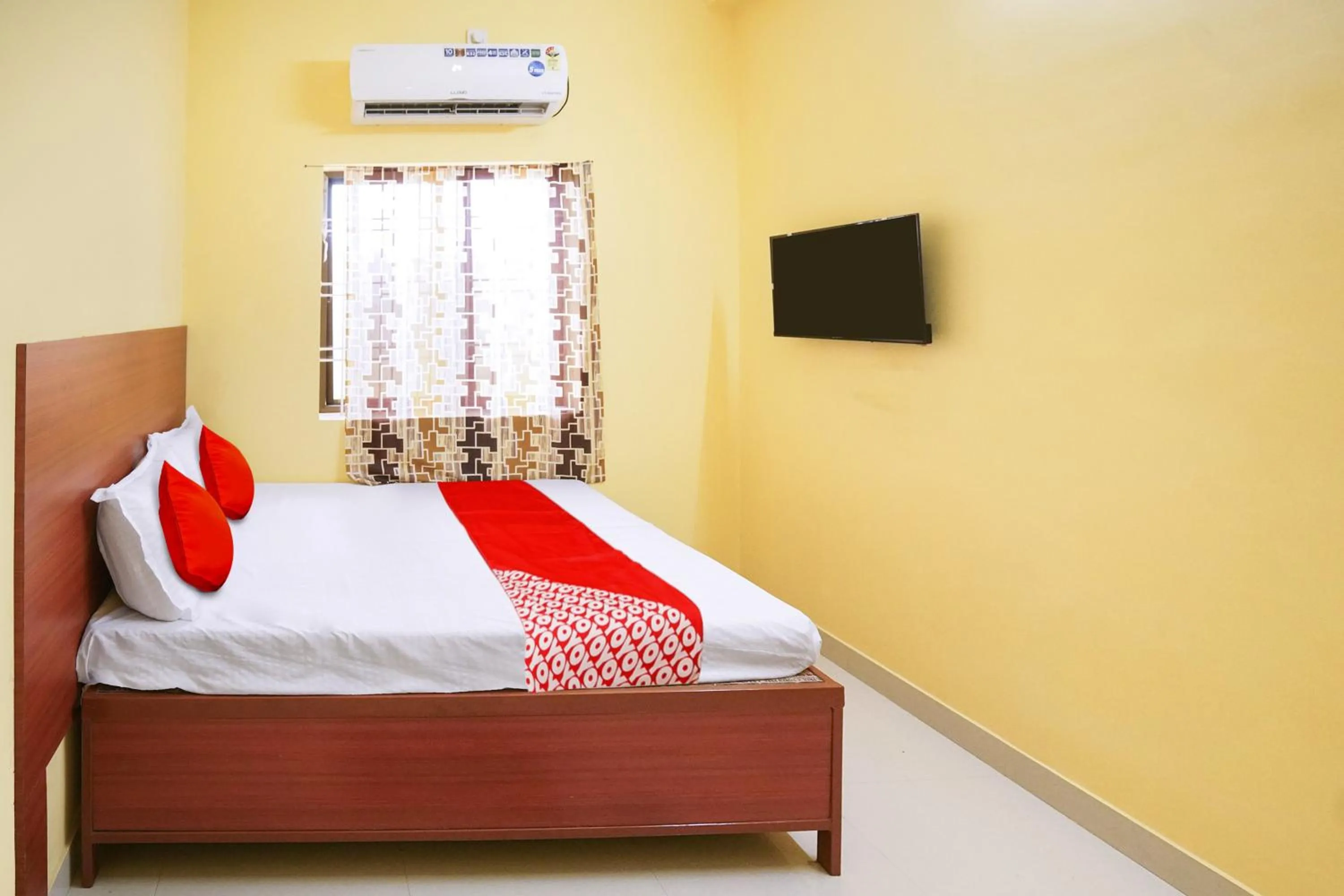 Bedroom in Hotel O Sai Saugat