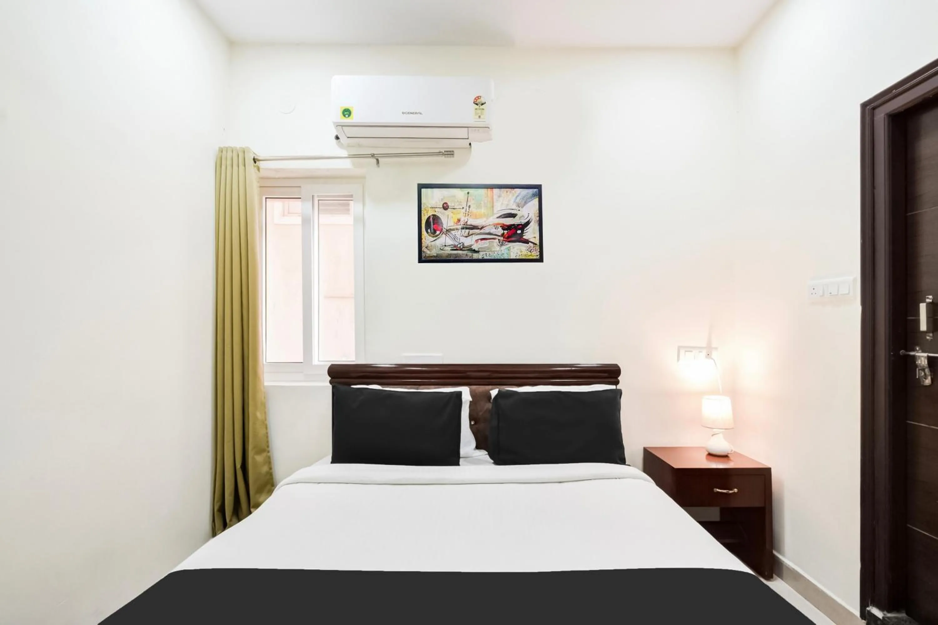 Bedroom, Bed in Super Collection O Madhapur