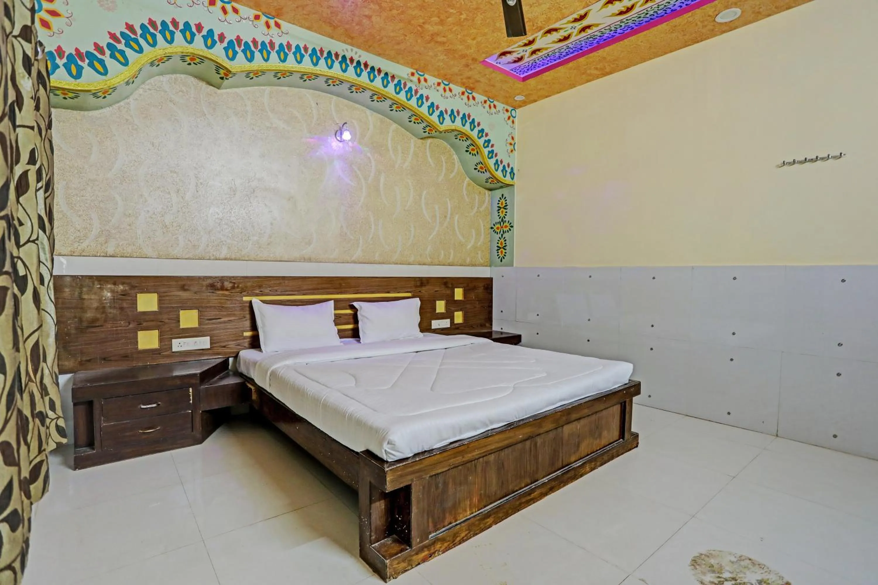 Bedroom in Collection O MG Hotel & Resturant